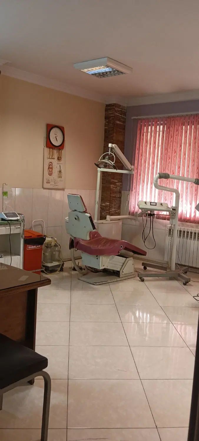 واحد ۶۰ متری سند دار دندانپزشکی|فروش دفتر کار، اتاق اداری، مطب|کرج, کلاک نو|دیوار