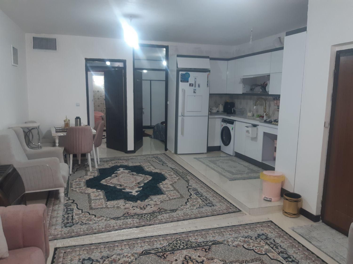 منزل مبله باپارکینگ، آپارتمان،سوییت تایمی ،روزانه|اجارهٔ کوتاه‌مدت آپارتمان و سوئیت|شیراز, شهرک سراج‎|دیوار