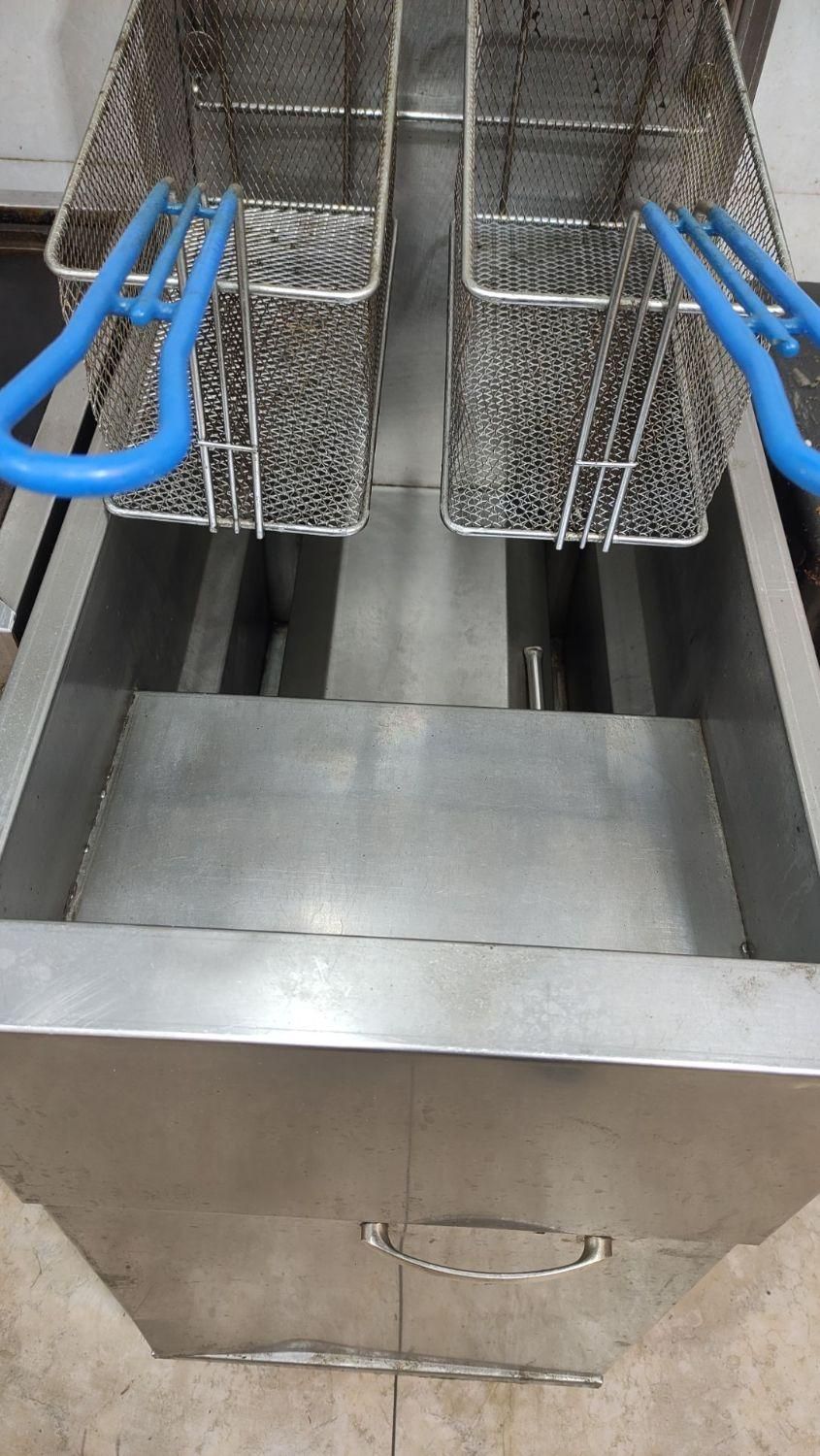 سرخ کن صنعتی و سیب زمینی تنوری|حراج|قزوین, |دیوار