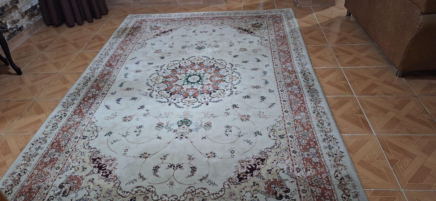 فروش فرش ۶ متری خوش‌طرح، قیمت عالی|فرش|قائم‌شهر, |دیوار