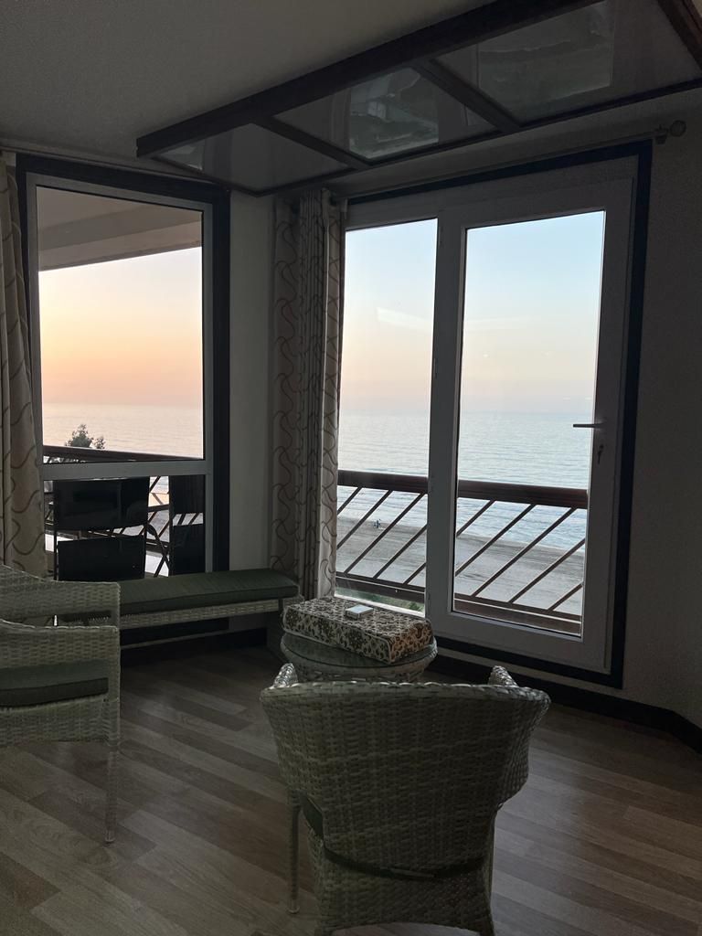 فروش واحد طبقه هفتم ۱۵۵ متری پلاک یک ساحل زیرقیمت|فروش آپارتمان|چالوس, |دیوار