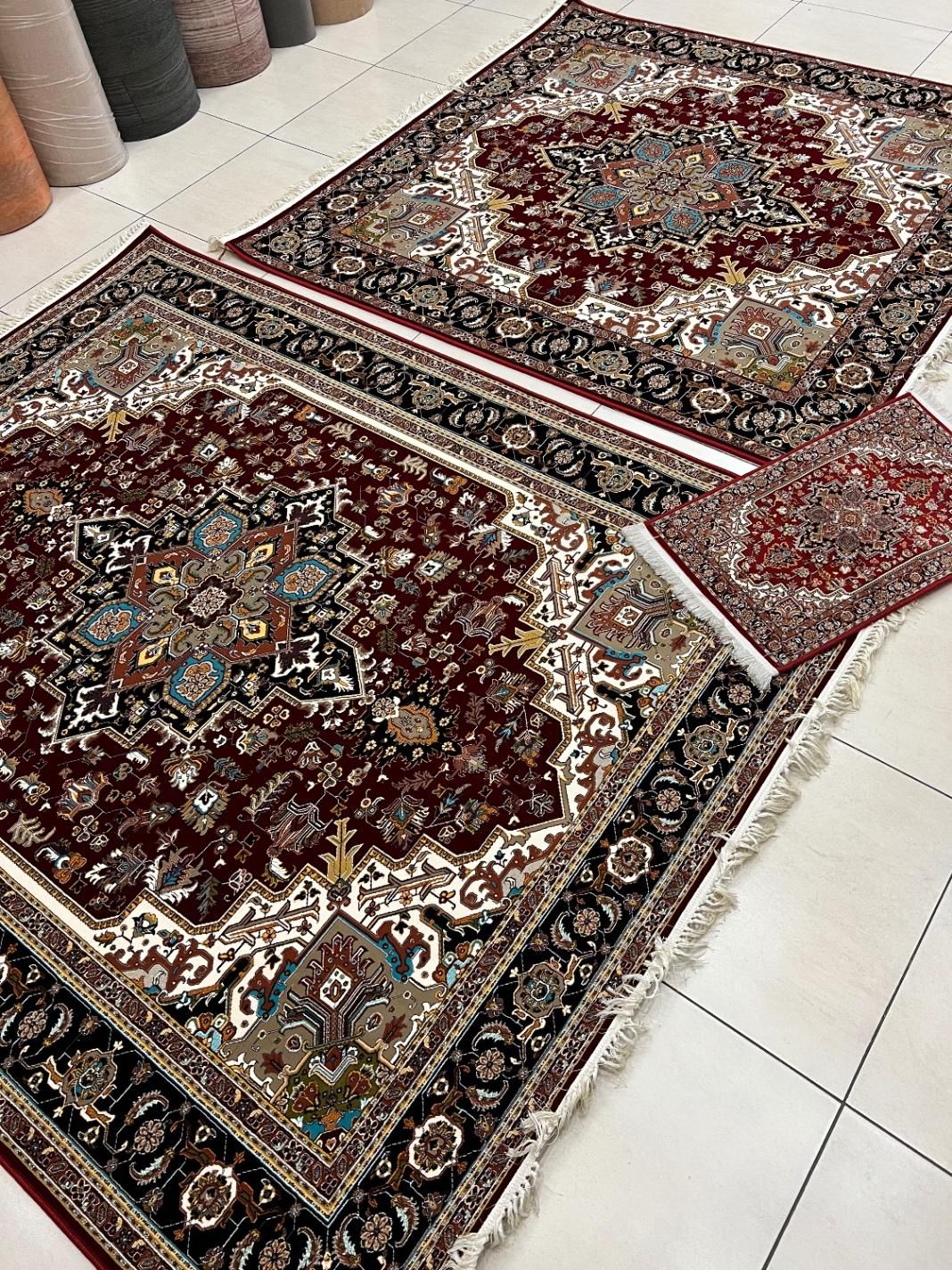 فرش هریس ۲*۲ و ۲/۵*۲ ۱۰۰۰ شانه قالی تارا|فرش|تبریز, |دیوار