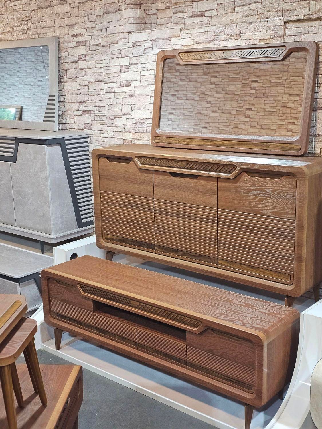 ست جذاب V210شرکتی(میز تلویزیون،جلومبلی،آینه کنسول)|بوفه، ویترین، کنسول|اصفهان, جویباره|دیوار