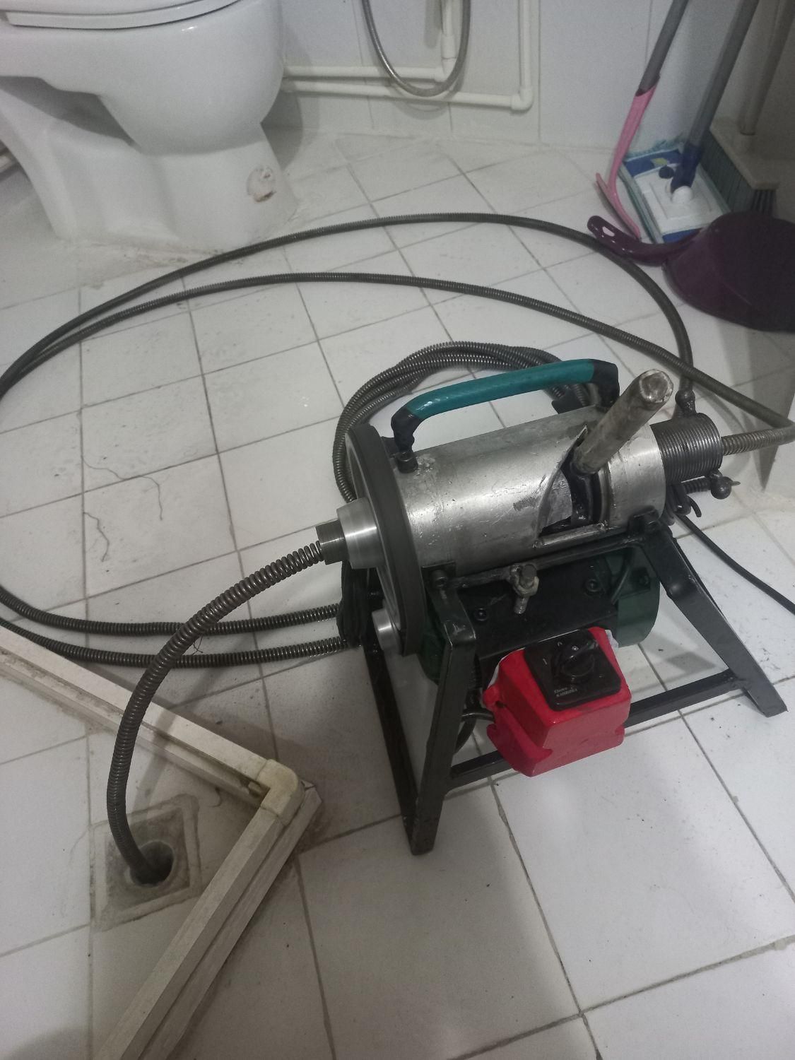 چاه بازکن کل تهران فنرزنی بازکردن فظاب کن وگرفتگی.|خدمات پیشه و مهارت|تهران, اباذر|دیوار