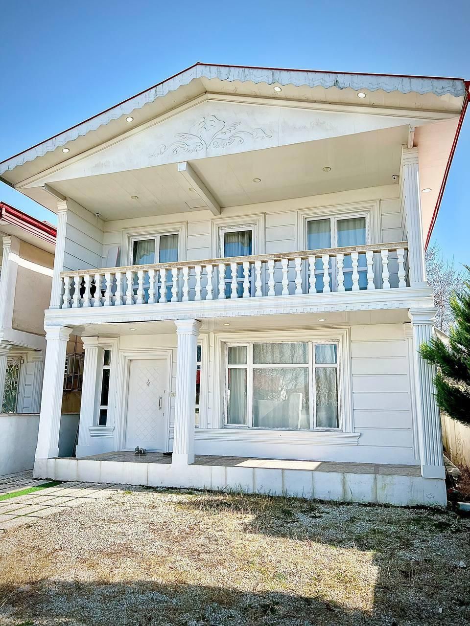 ویلا ساحلی/ سندار/ در قلب زیبا کنار/ قیمت شکاری|فروش خانه و ویلا|رشت, بلوار گیلان|دیوار