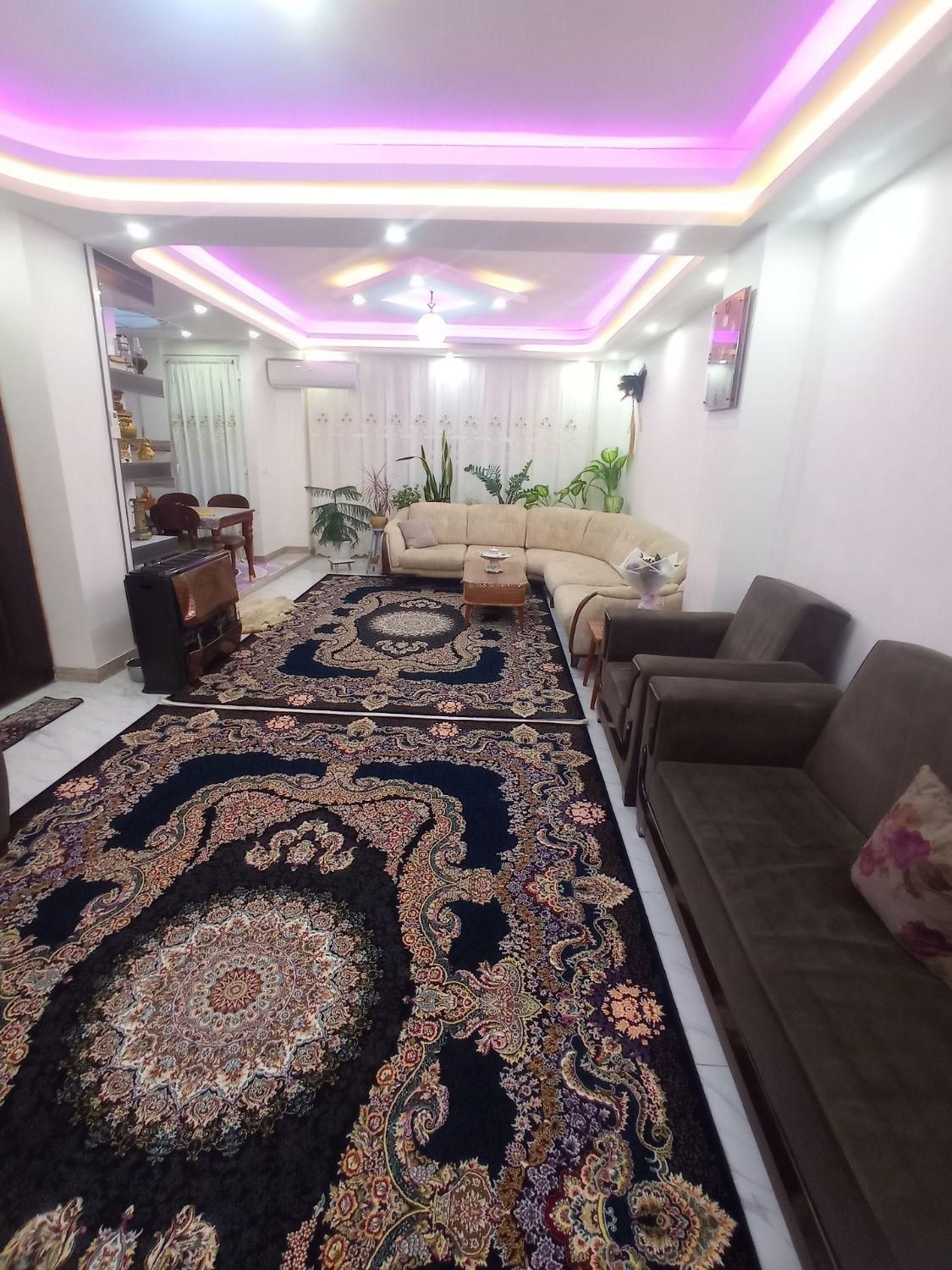 آپارتمان ۹۰متری دو خوابه خوش نقشه دخانیات|فروش آپارتمان|رشت, عینک|دیوار