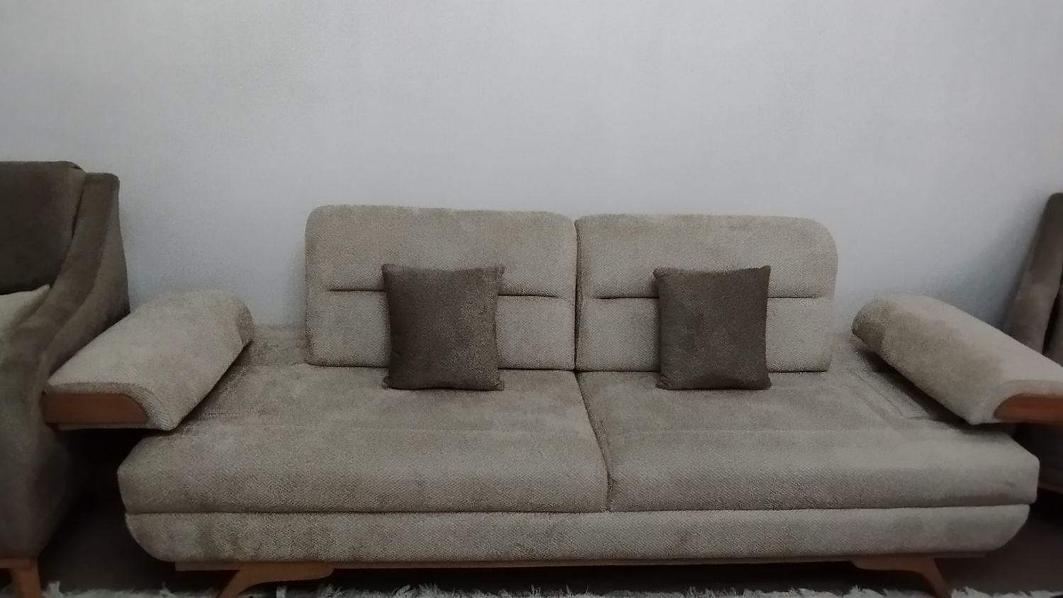 مبل ۸ نفره|مبلمان خانگی و میز عسلی|رشت, خمیران زاهدان|دیوار