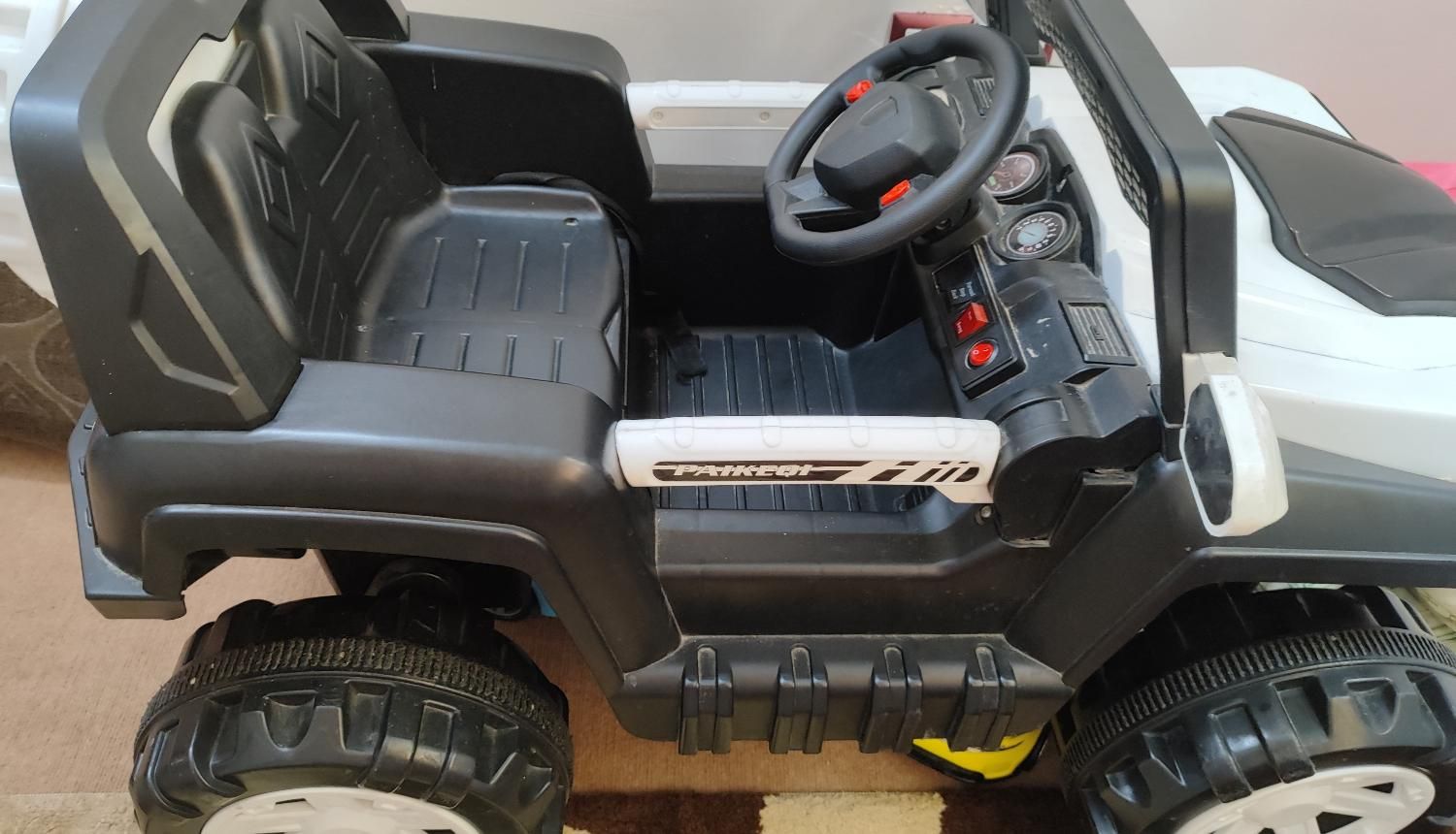 ماشین شارژی|اسباببازی بچه|زاهدان, |دیوار