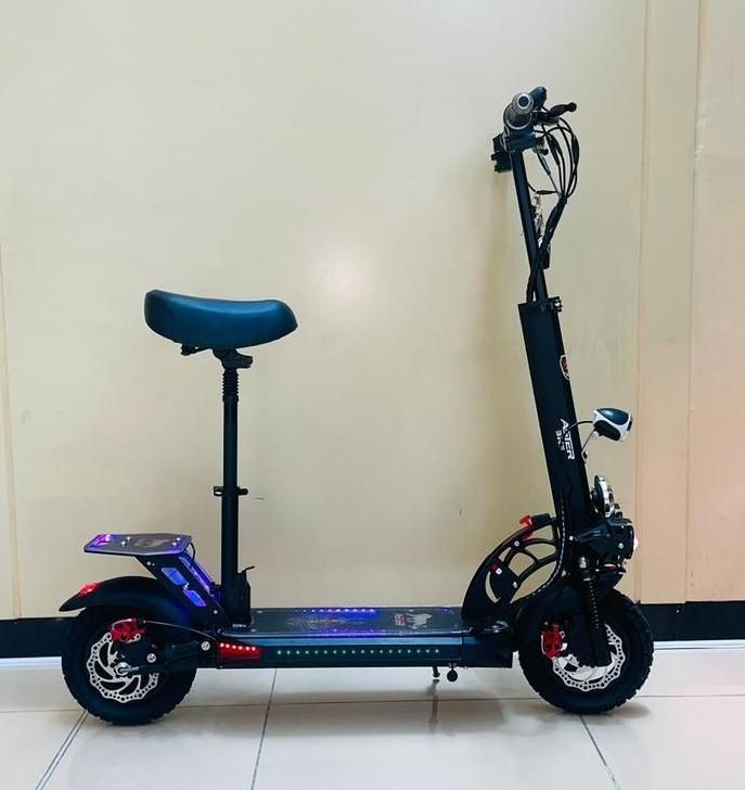 اسکوتر برقی استربایک RGBدار|دوچرخه، اسکیت، اسکوتر|تهران, سلسبیل جنوبی|دیوار