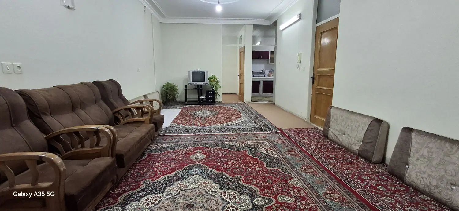 منزل مبله دربست با تمام امکانات در مشتاق|اجارهٔ کوتاه‌مدت آپارتمان و سوئیت|اصفهان, قلعه برتیانچی|دیوار