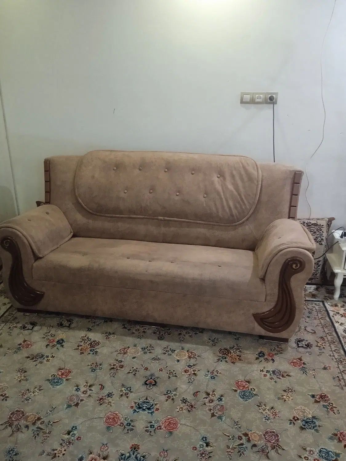 دو عدد کاناپه دووسه نفره کارتهران شتری پتینه|مبلمان خانگی و میز عسلی|مشهد, هفده شهریور|دیوار