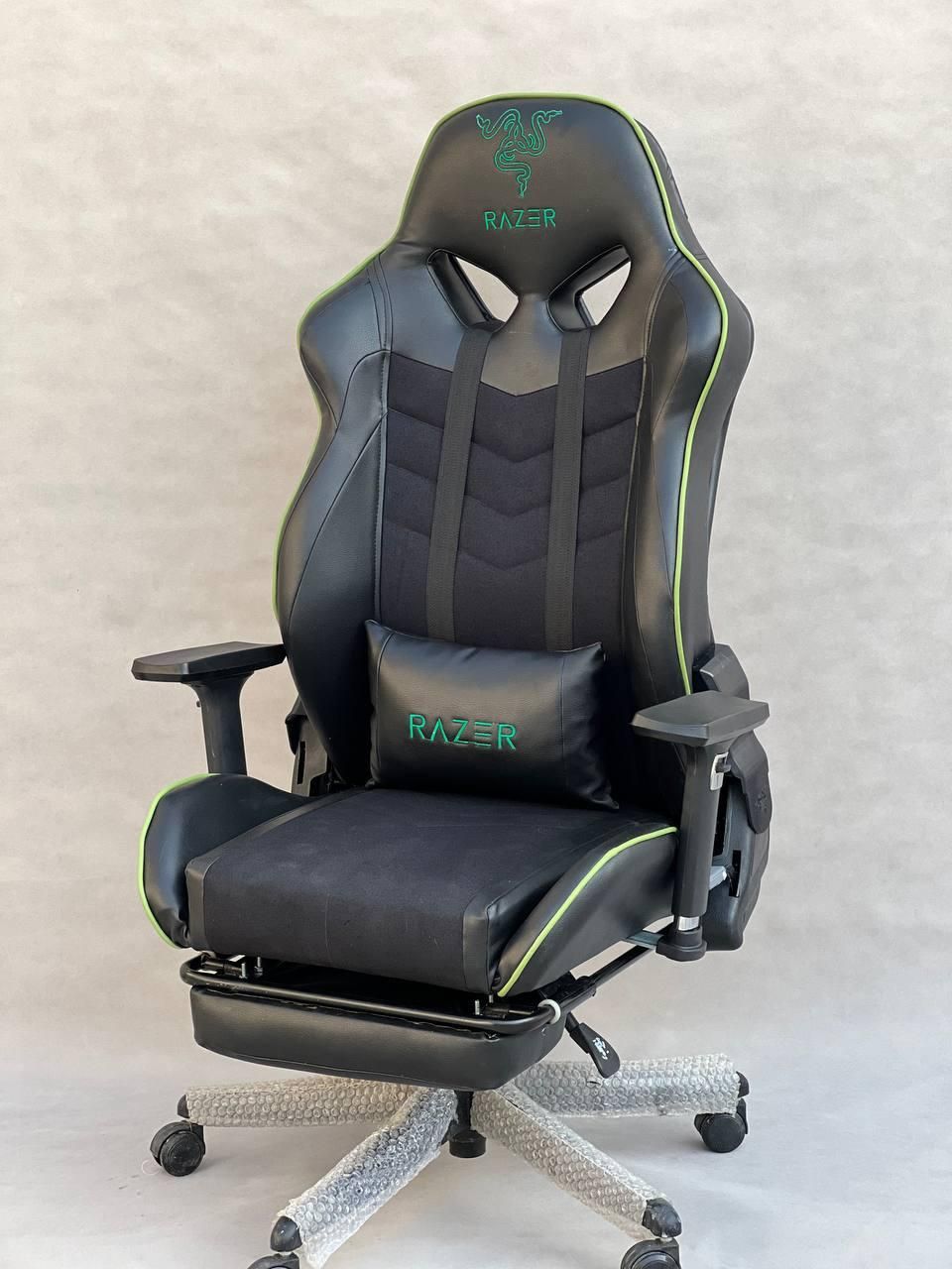 صندلی گیمینگ تختشو razer میز گیمینگ rgb دار|صندلی و نیمکت|شیراز, عادل آباد|دیوار