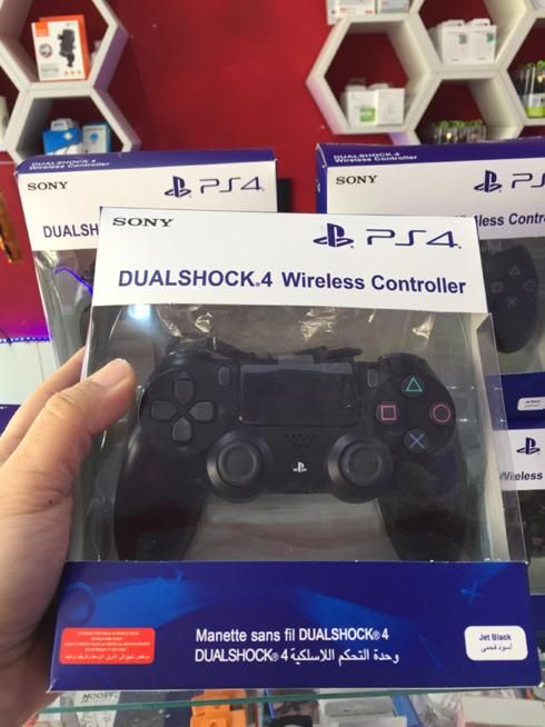 دسته بازی پلی استیشن ۴ در آمل تعداد Dual shock|کنسول، بازی ویدئویی و آنلاین|آمل, |دیوار