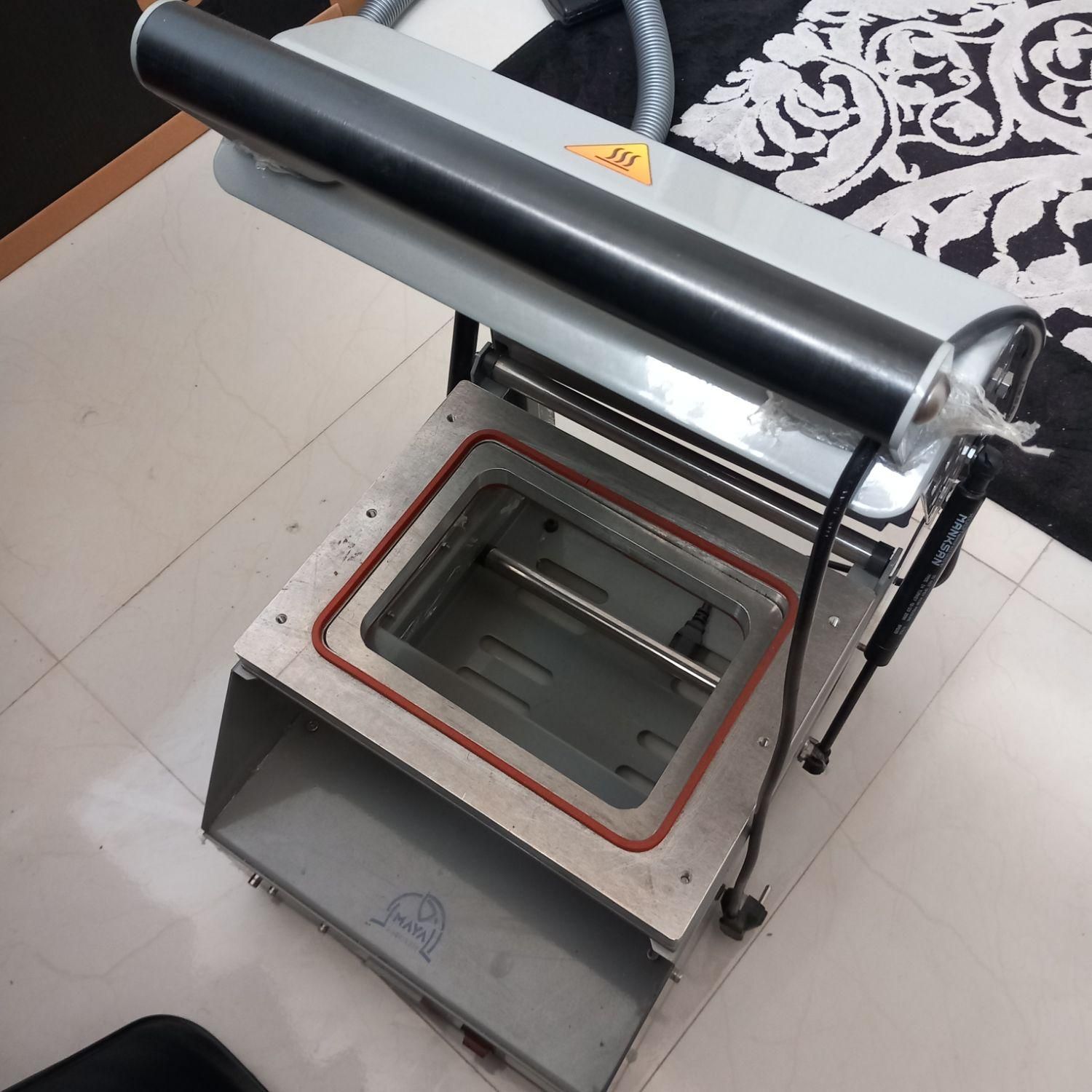 دستگاه بسته بندی سیل وکیوم بسیار کاربردی|ماشینآلات صنعتی|اندیشه, اندیشه فاز ۱|دیوار