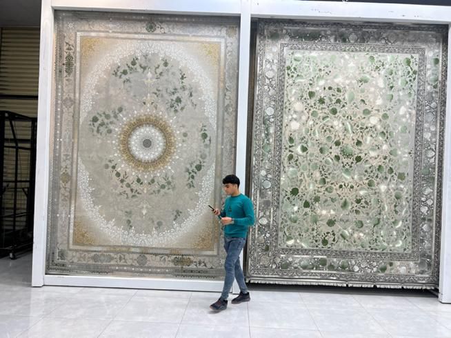 فرش مهد آران کاشان ۱۲۰۰شانه ۱۲ متری نو پلمپ|فرش|شیراز, شهرک سراج‎|دیوار