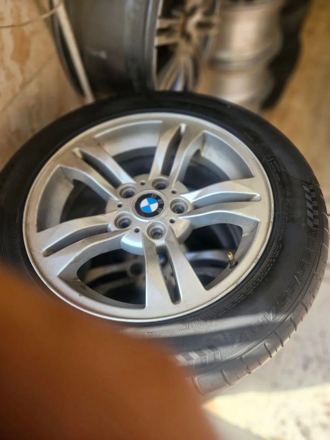رینگ اصلی BMW    ۱۷    x1.x3|قطعات یدکی و لوازم جانبی|مشهد, راهنمایی|دیوار