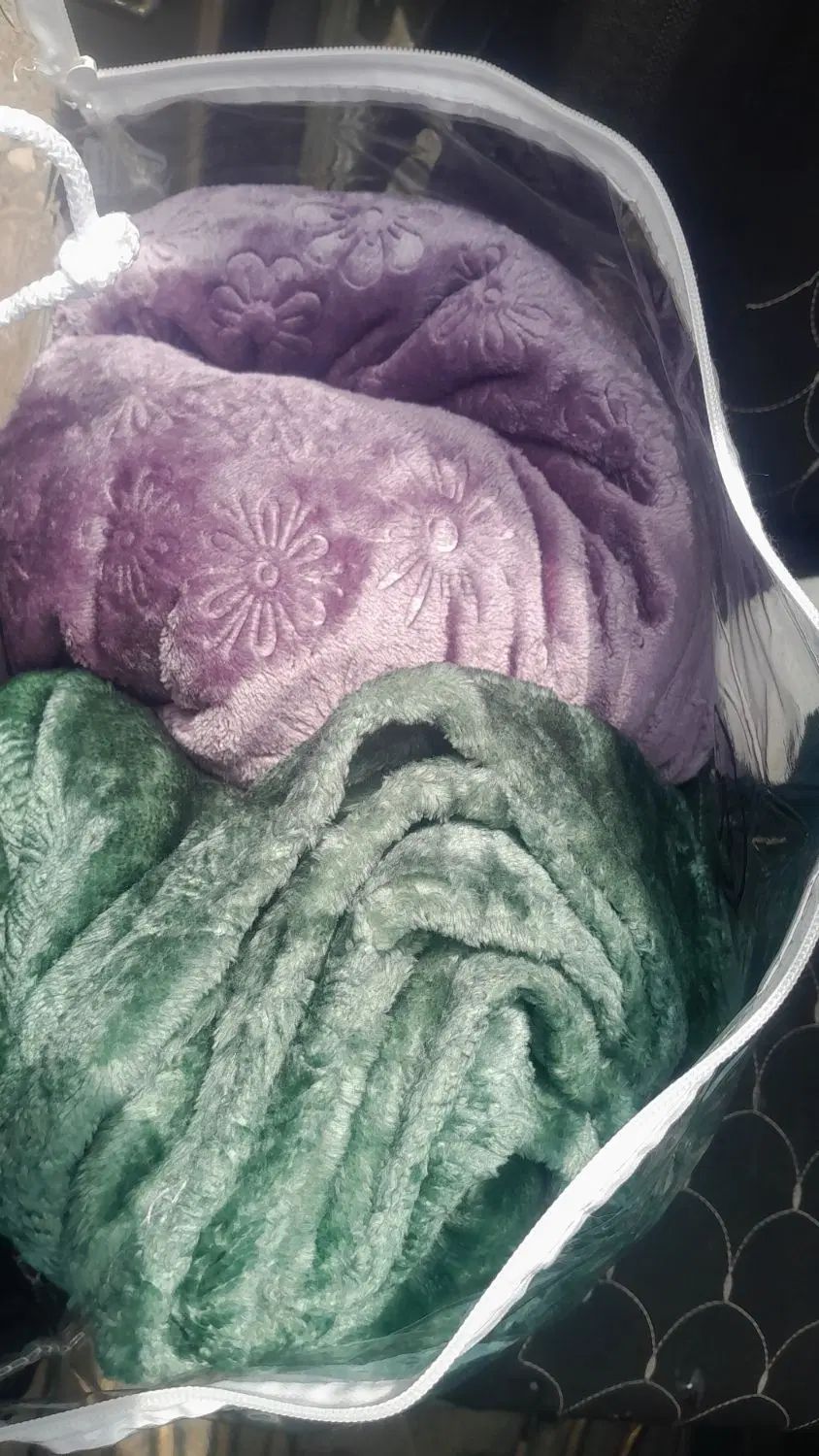 پتو مسافرتی ژله ای جنس عالی سبک و نرم گرم گرم|رختخواب، بالش، پتو|لاهیجان, طالقانی|دیوار