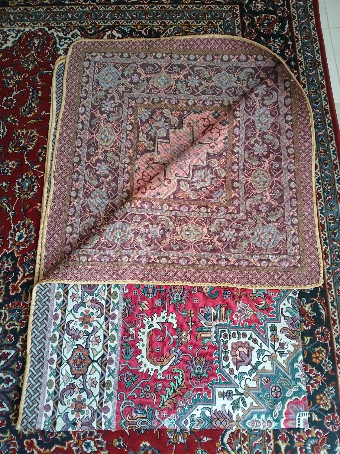 رو فرشی کاملا نو هرگز استفاده نشده|روفرشی|اصفهان, نقش جهان|دیوار