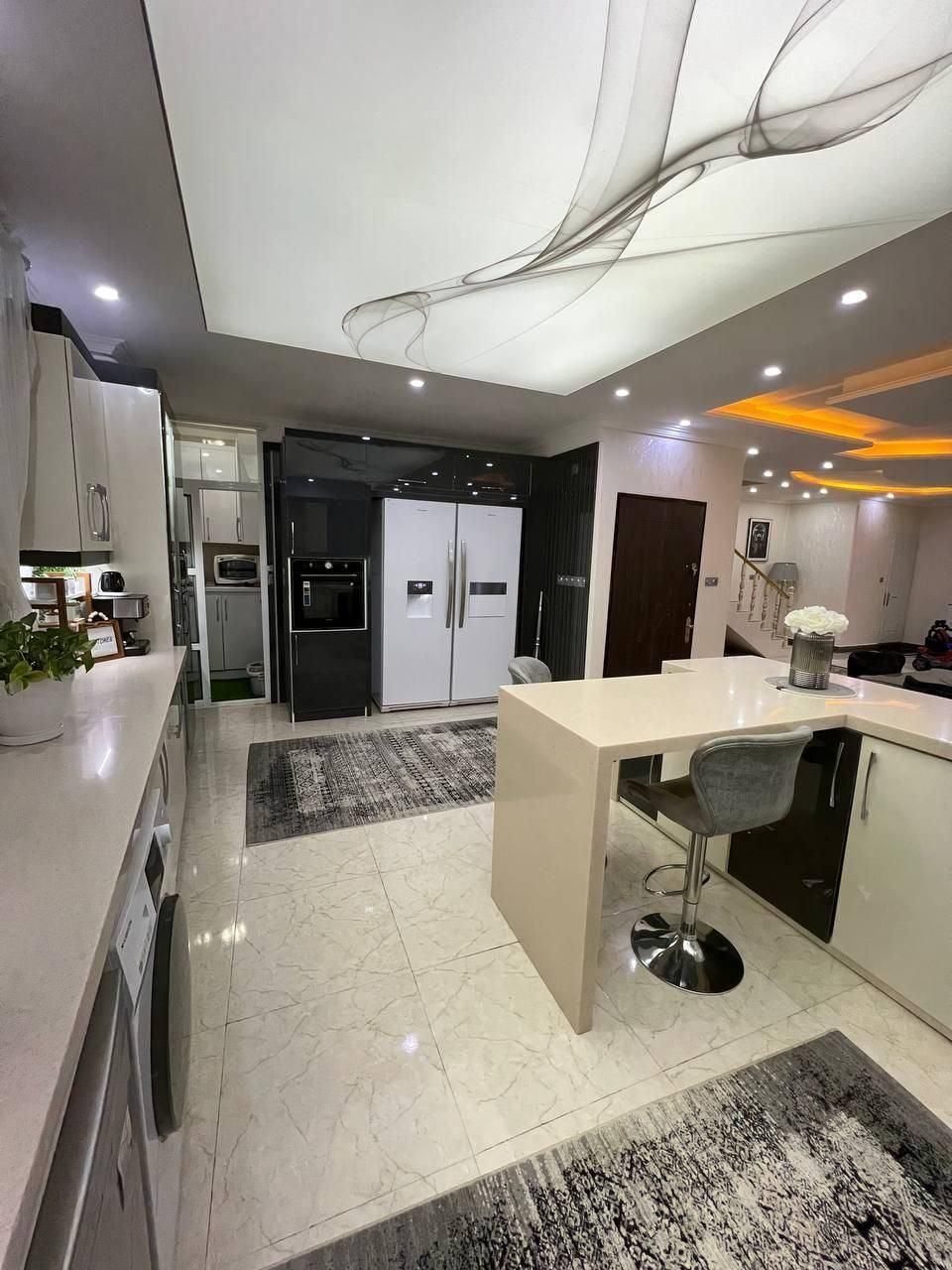 پنت هاوس تریبلکس 330متر سنددار/تاپ لوکیشن|فروش خانه و ویلا|رشت, رشتیان|دیوار