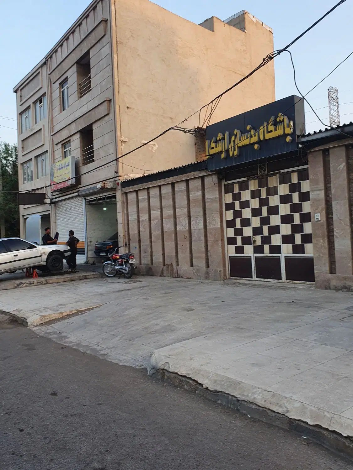 تجاری با سقف ازاد و 100و200 متری بدون عقب نشینی|فروش مغازه و غرفه|اهواز, الصافی|دیوار