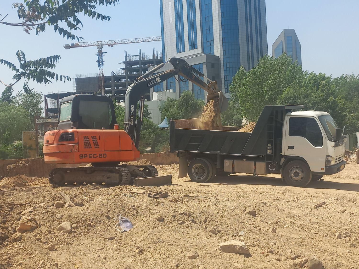 حمل نخاله و خاکبرداری با خاور|خدمات حمل و نقل|تهران, جردن|دیوار