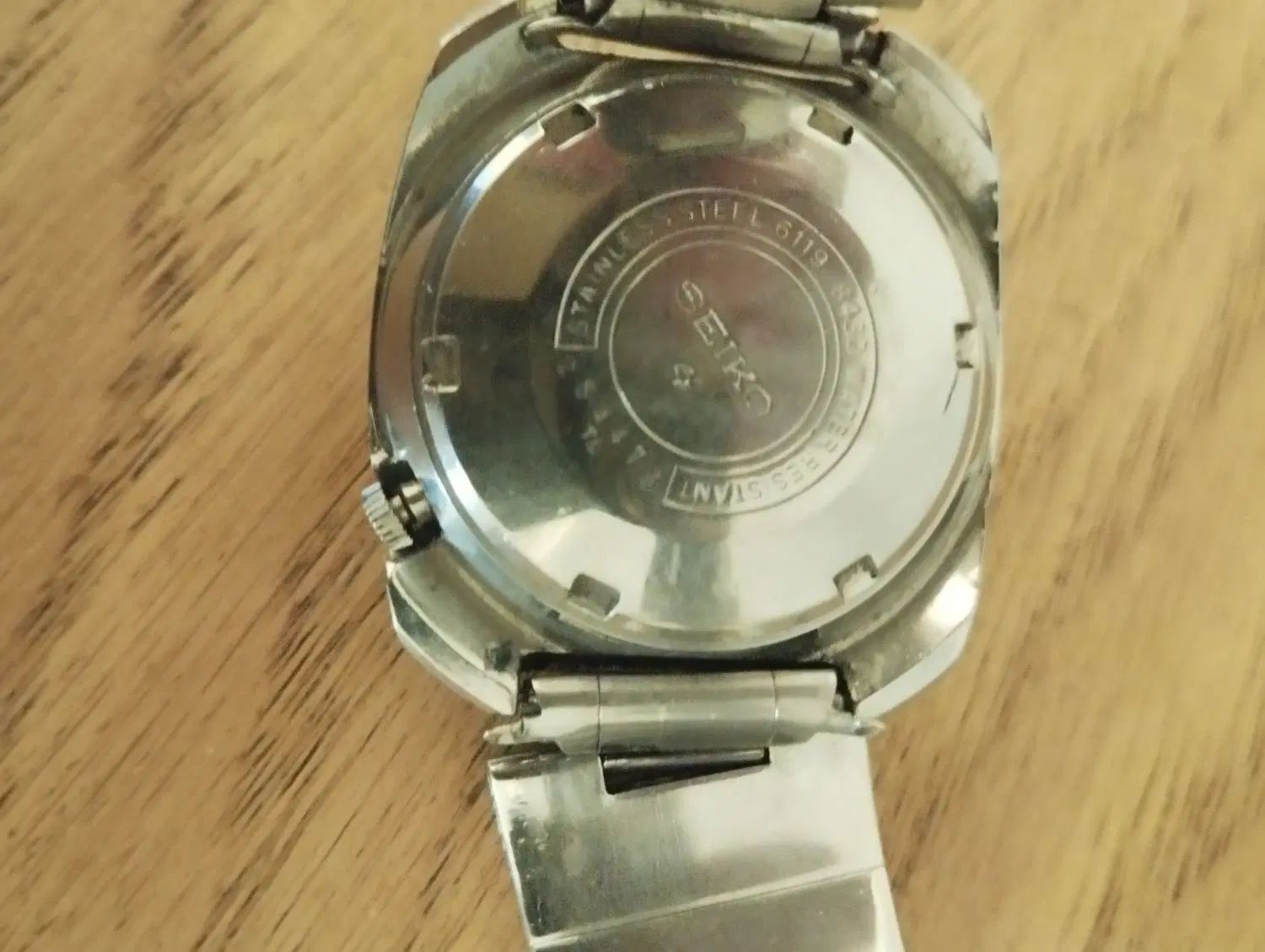 ساعت سیکو ۵(Seiko5) بسیار قدیمی و نایاب با رنگ خاص|ساعت|تهران, زعفرانیه|دیوار