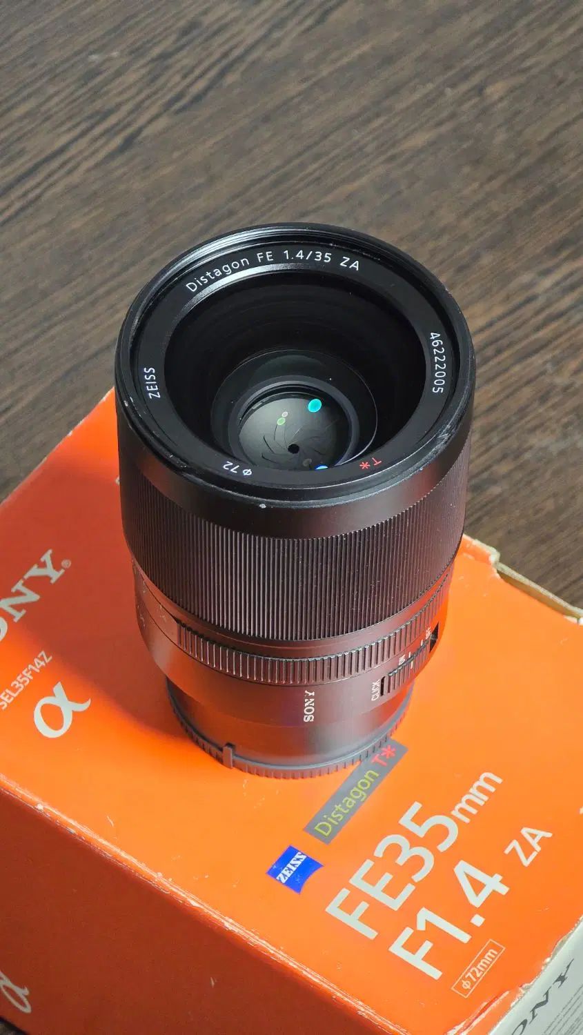 لنز سونی زایس 35 mm f1.4 sony zeiss distagon|دوربین عکاسی و فیلم‌برداری|تهران, خلیج فارس|دیوار
