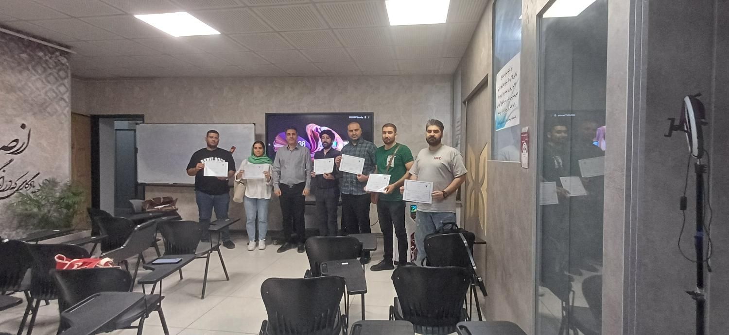 فقط مهندسین عمران و معماری فاقد پروانه|استخدام معماری، عمران و ساختمانی|کرمانشاه, |دیوار
