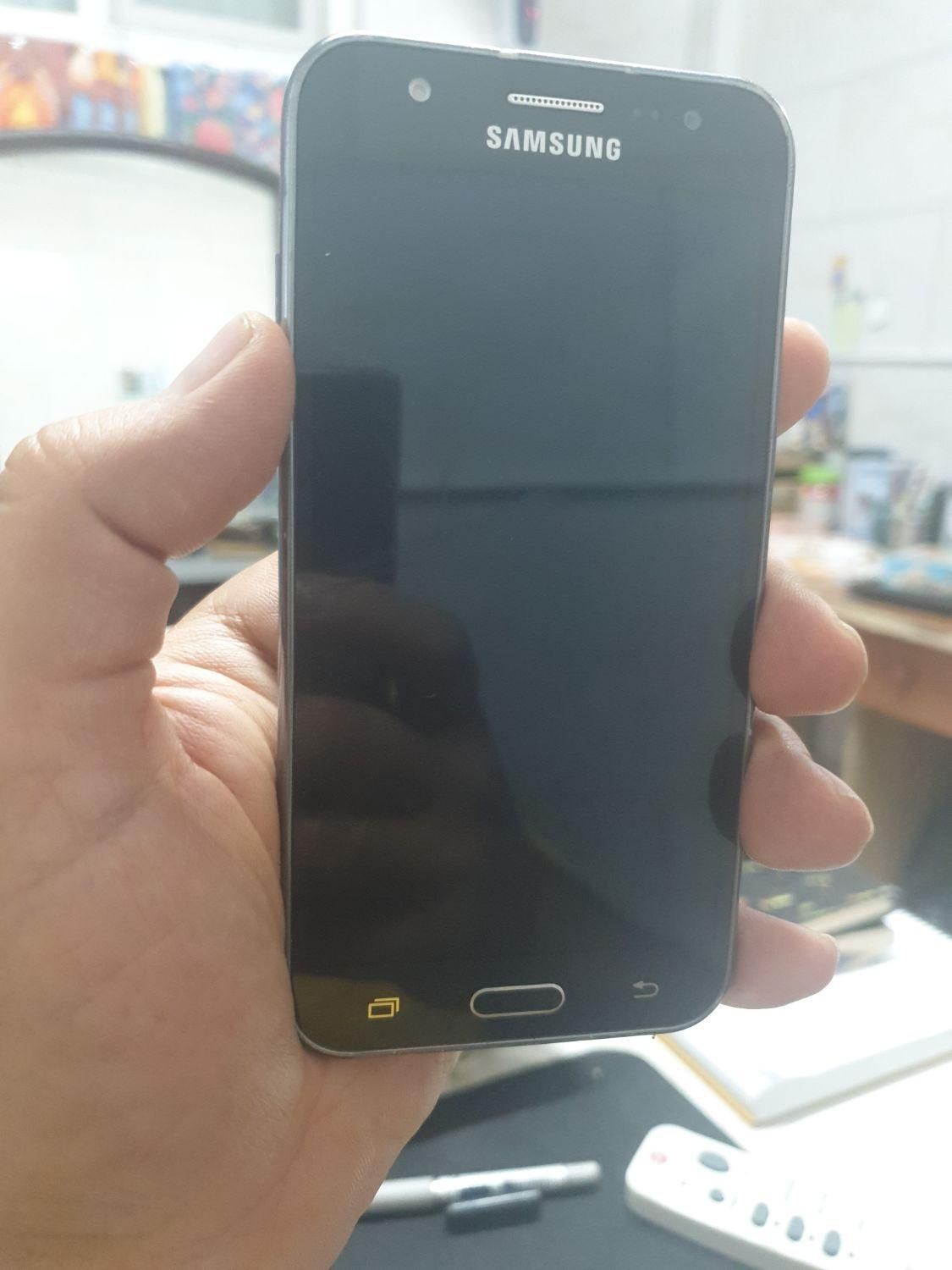 سامسونگ Galaxy J5 با حافظهٔ ۸ گیگابایت|موبایل|تهران, منیریه|دیوار