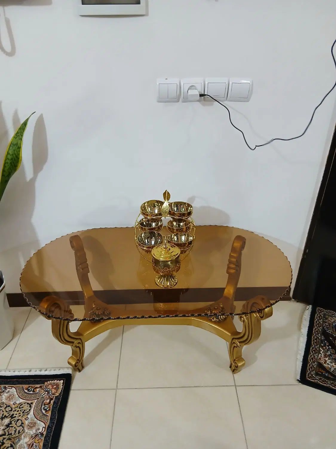 مبل هفت نفره مدل نیمه کلاسیک|مبلمان خانگی و میز عسلی|تهران, بهارستان|دیوار