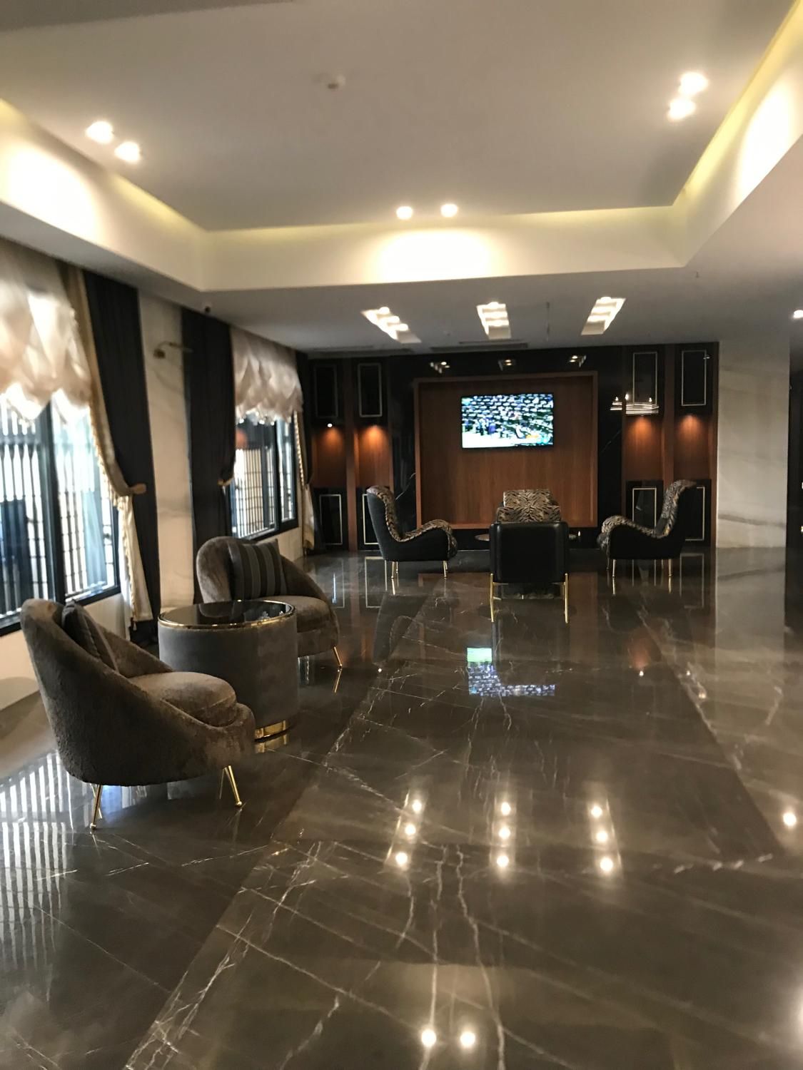 پیش فروش آپارتمان ۲ یا ۳ خواب تحویل یک سال دیگه|پیش‌فروش املاک|تهران, ارم|دیوار