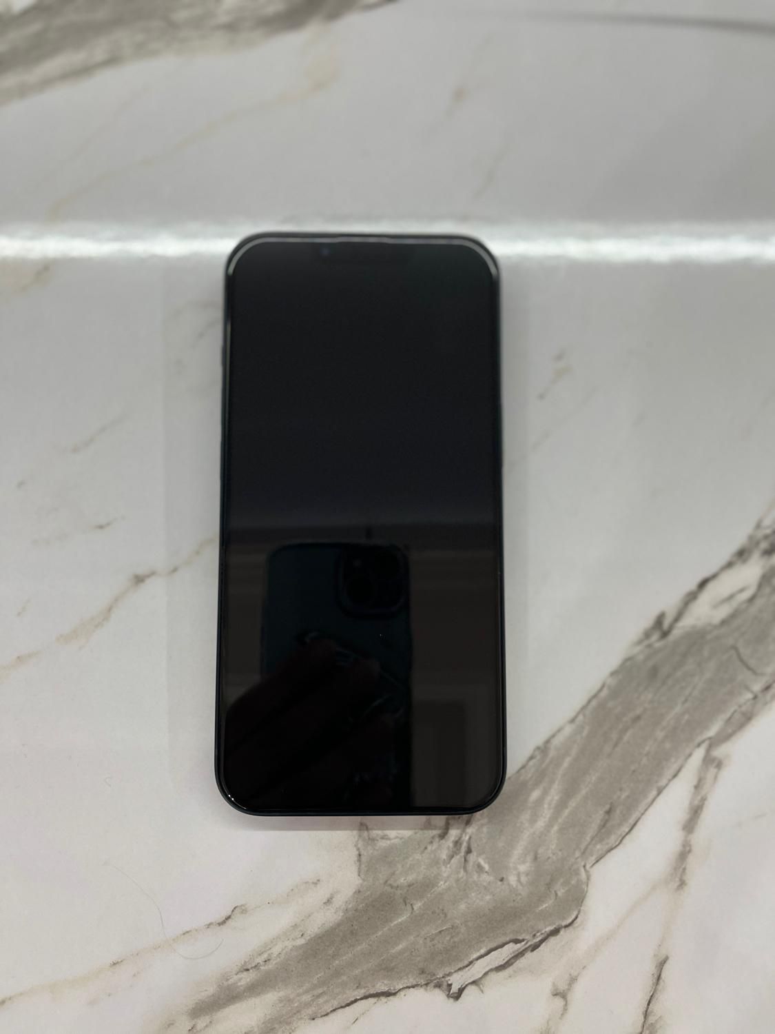 اپل iPhone 13 با حافظهٔ ۱۲۸ گیگابایت|موبایل|قم, انسجام|دیوار