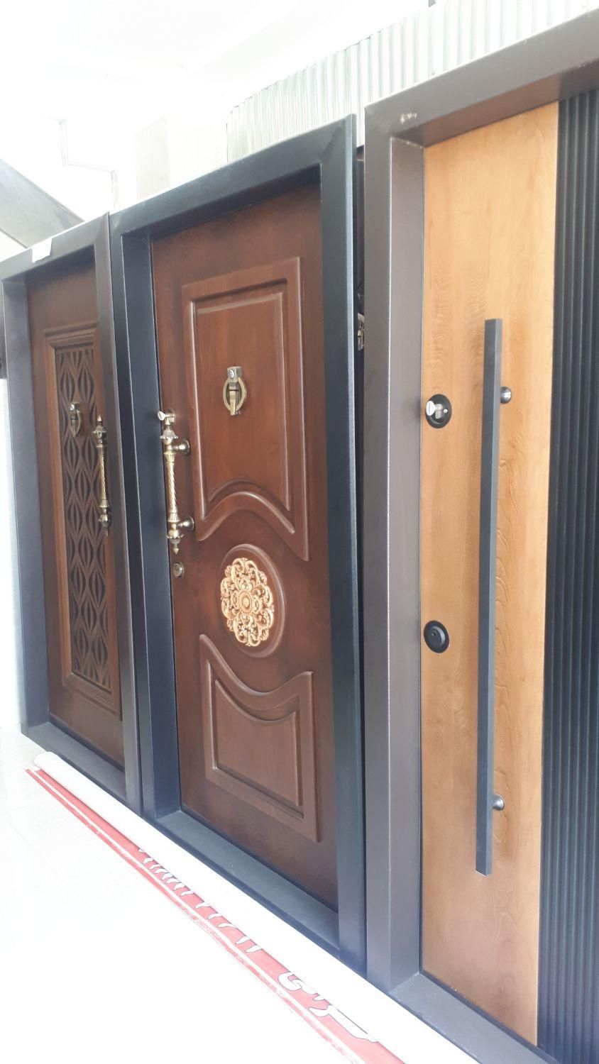 درب ضدسرقت،اتاقی،حمام و سرویس بهداشتی در صحنه|مصالح و تجهیزات ساختمان|صحنه, |دیوار