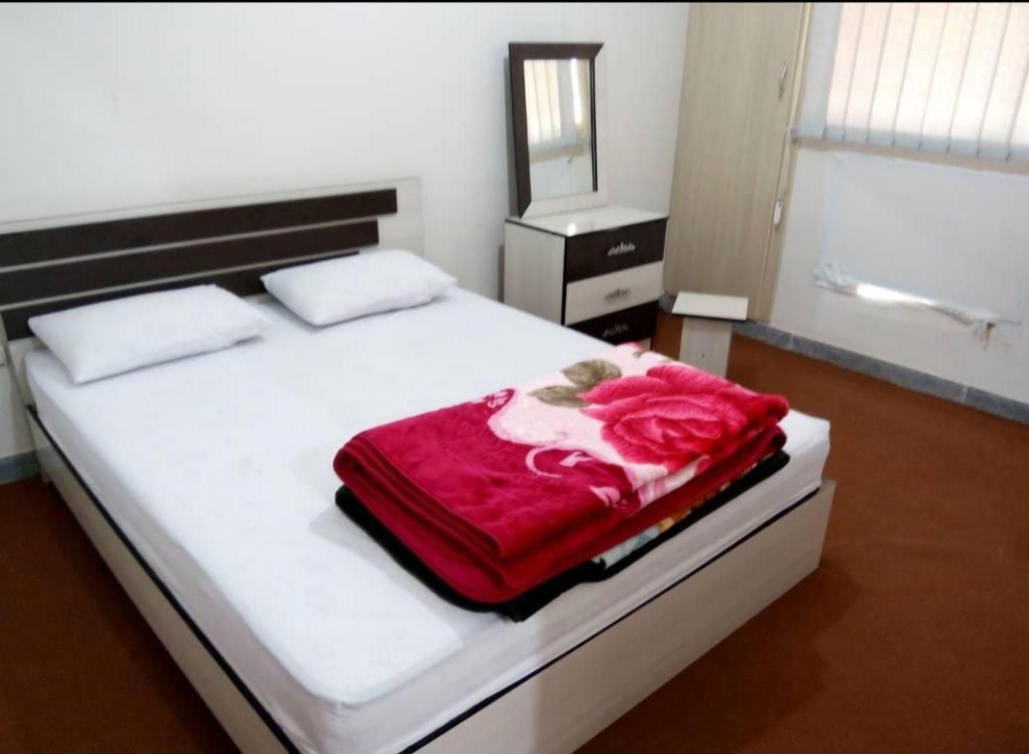 سوییت دنج و شیک .جمع جور ،مجهز آماده تحویل|اجارهٔ کوتاه‌مدت آپارتمان و سوئیت|اصفهان, کوی ولی عصر|دیوار