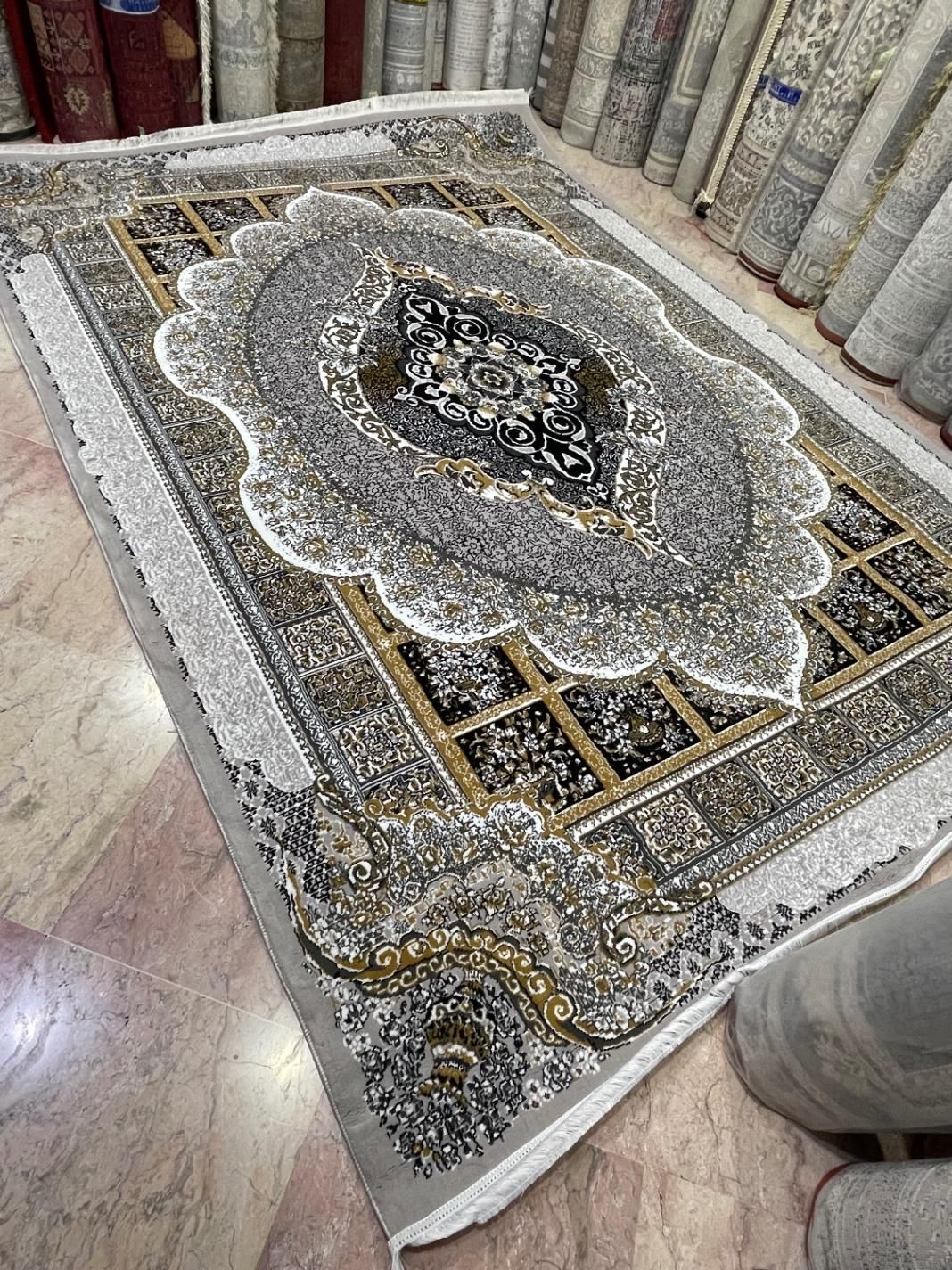 پریا مشکی ۷۰۰شانه تراکم۲۱۰۰|فرش|فردیس, طالقانی|دیوار