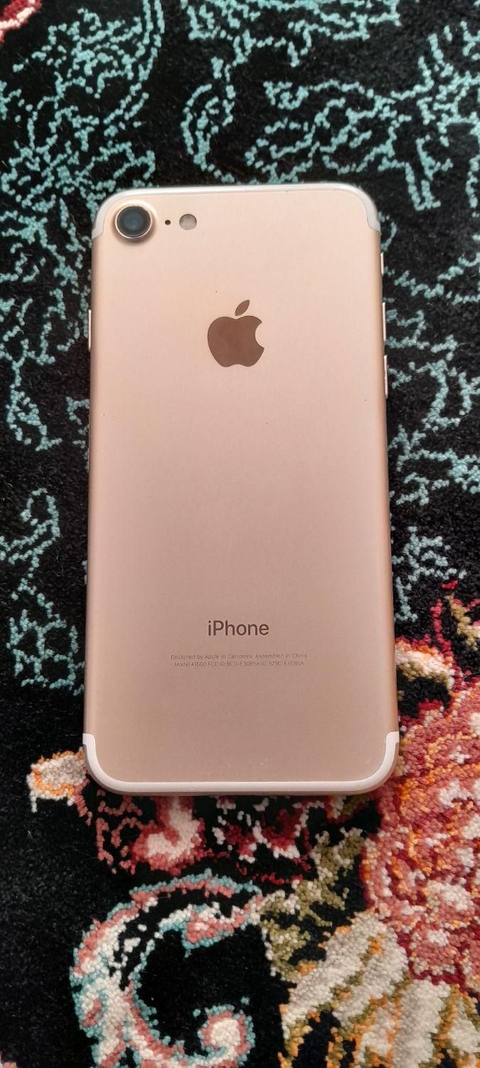 اپل iPhone 7 با حافظهٔ ۱۲۸ گیگابایت|موبایل|کنگاور, |دیوار
