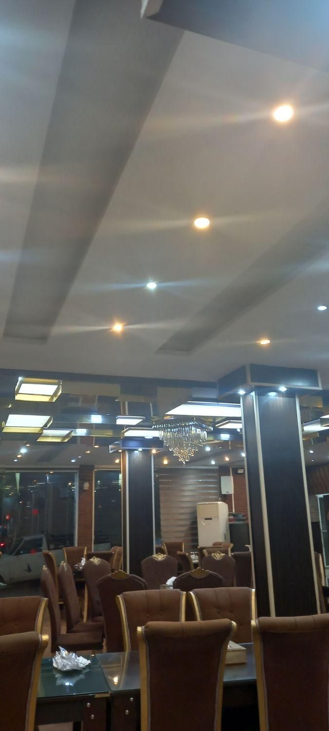 آشپز ماهر جهت کار در رستوران ژوان|استخدام خدمات فروشگاه و رستوران|بروجرد, |دیوار