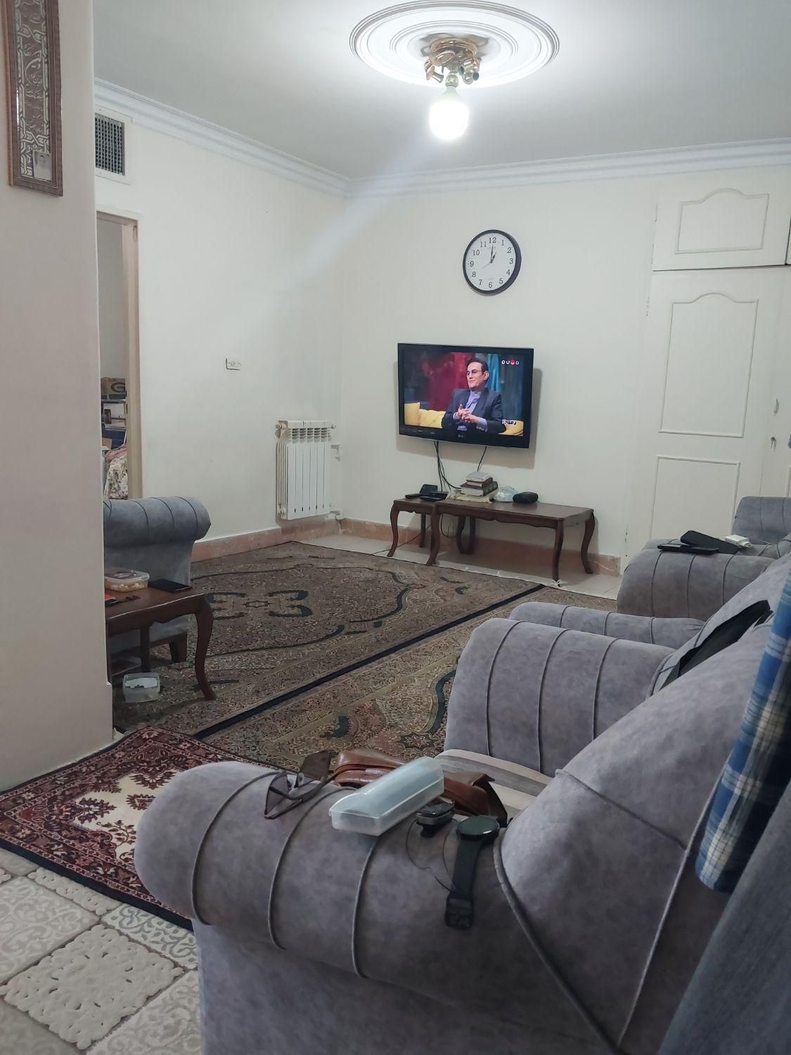 جمهوری/۵۶ متر/دارای اسانسور|اجارهٔ آپارتمان|تهران, شیخ هادی|دیوار