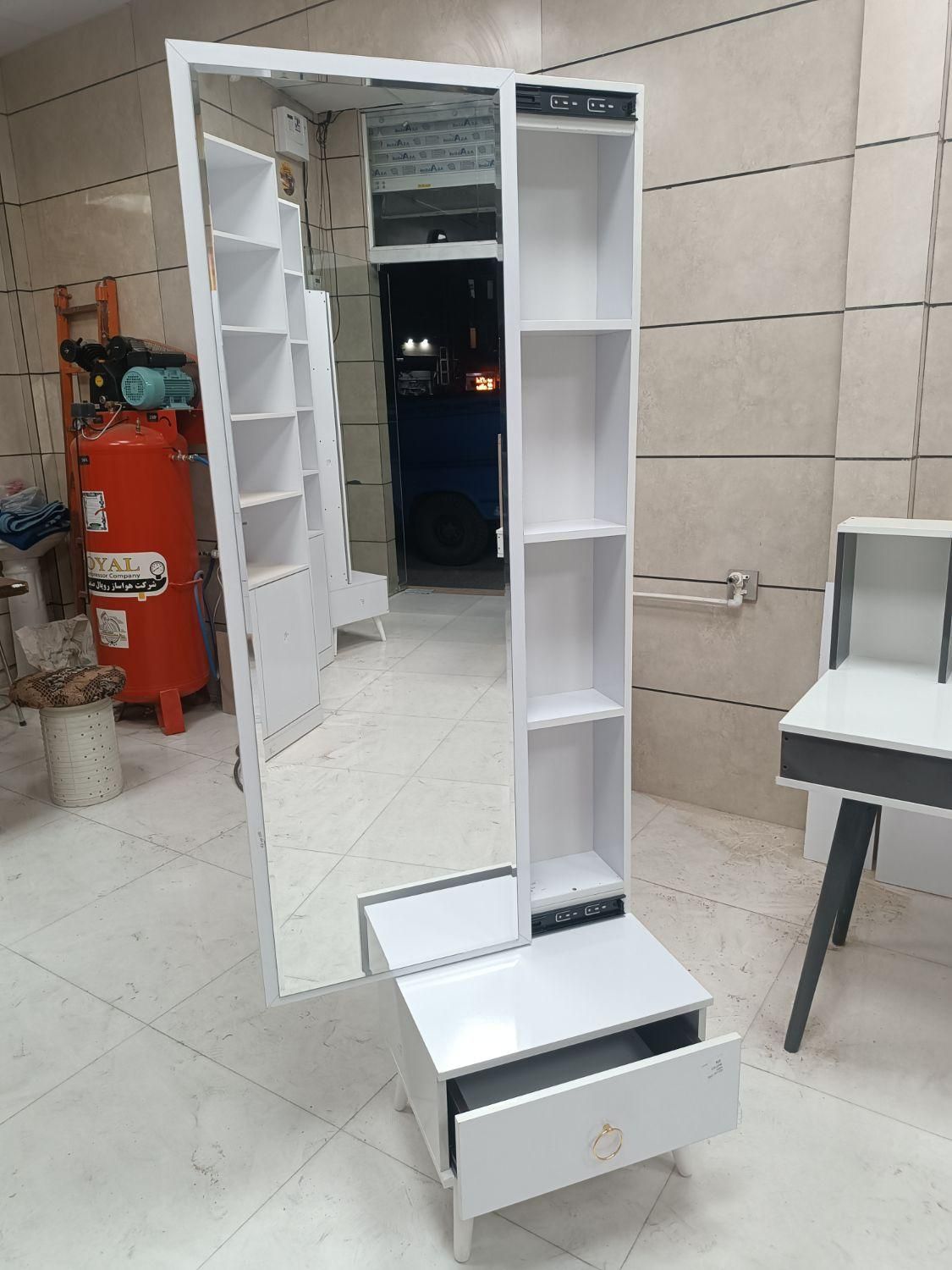 آینه قدی ریلی کشو دار|آینه|مشهد, بهمن|دیوار