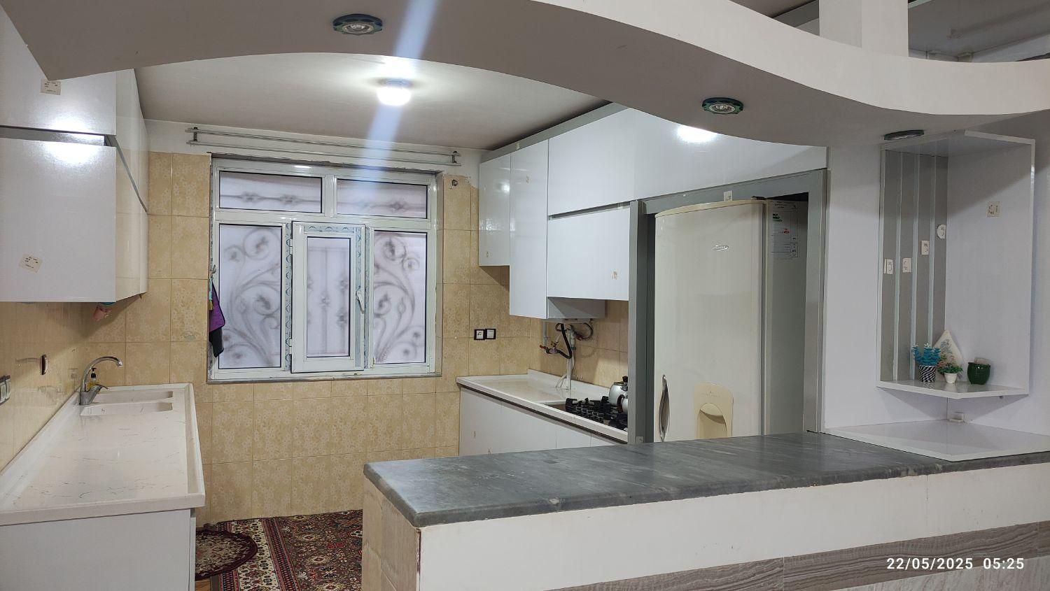 سویت (سرویس یک خوابه)|اجارهٔ کوتاه‌مدت آپارتمان و سوئیت|بانه, |دیوار