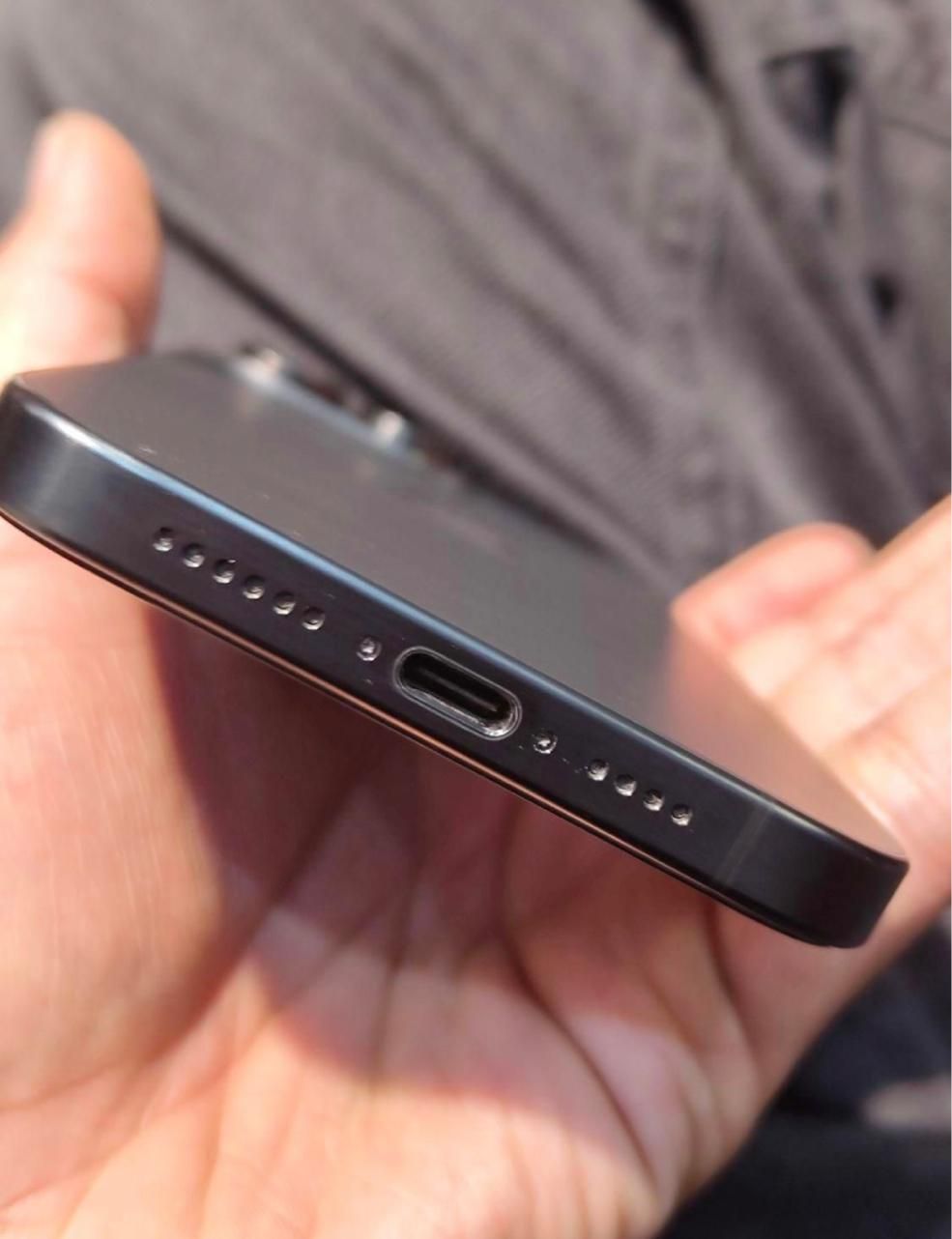 اپل iPhone 15 Pro Max با حافظهٔ ۲۵۶ فول آنتن|موبایل|آبادان, |دیوار