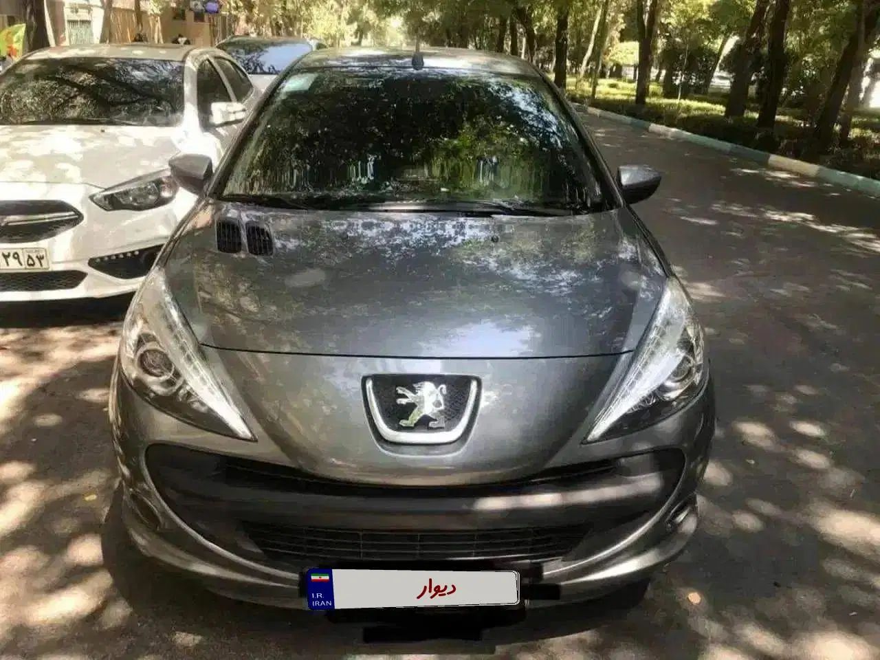پژو i 207 مدل 1398 دنده ای|خودرو سواری و وانت|اصفهان, ملک‌شهر|دیوار