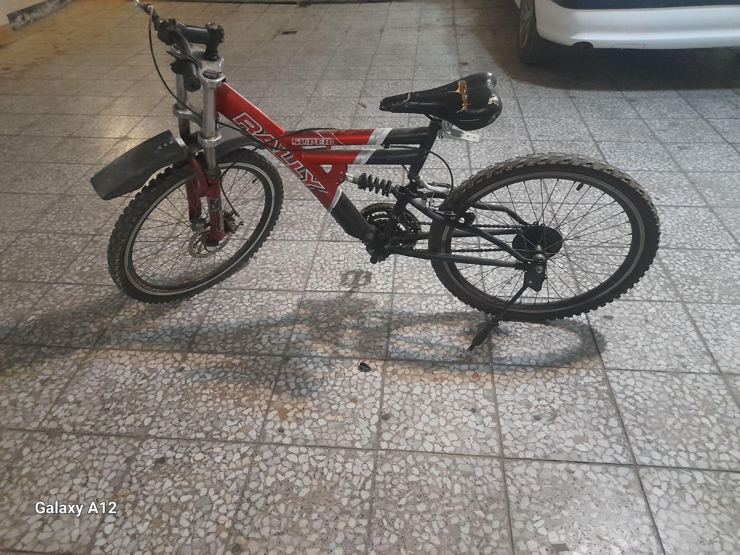 دوچرخخه و۲۴ و۲۰|دوچرخه، اسکیت، اسکوتر|تهران, ستارخان|دیوار