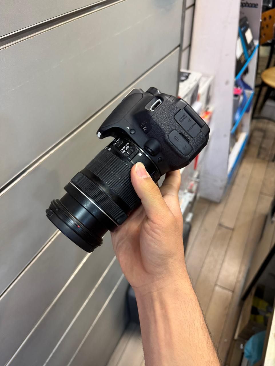 دوربین کانن Canon 700d 18-135|دوربین عکاسی و فیلم‌برداری|تهران, میدان انقلاب|دیوار