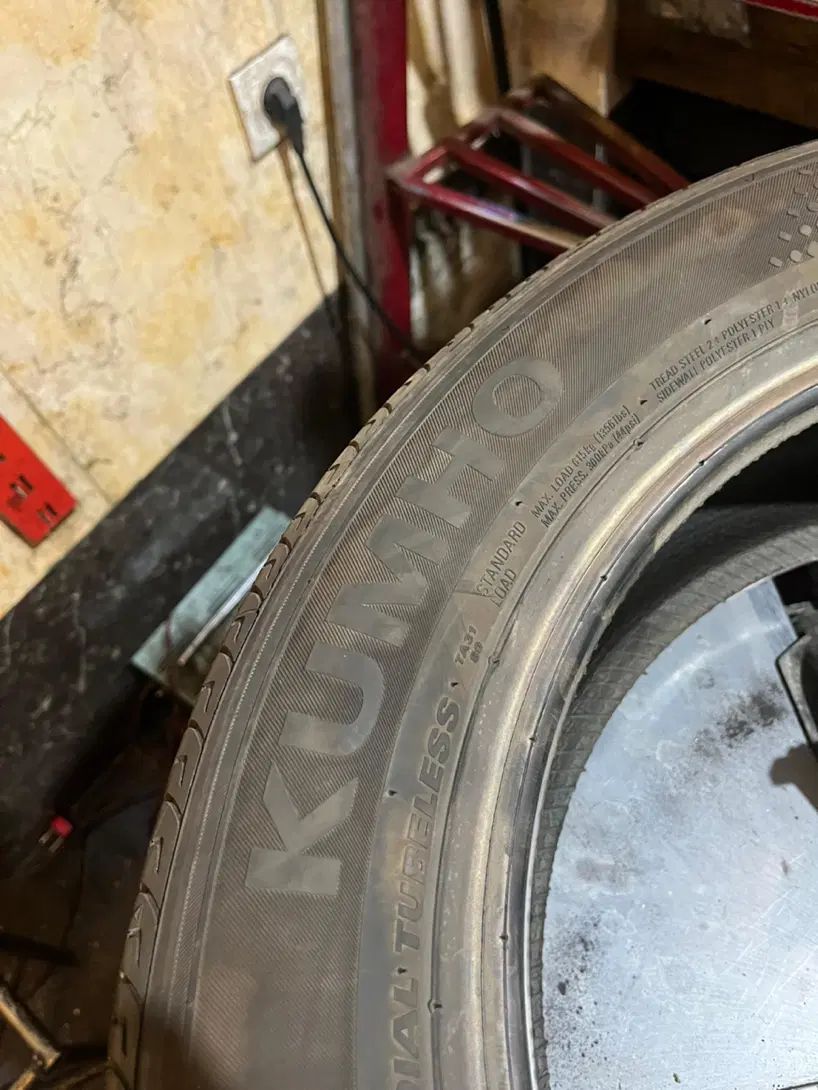 یک حلقه لاستیک کومهو kumho 205 55 16|قطعات یدکی و لوازم جانبی|تهران, درختی|دیوار
