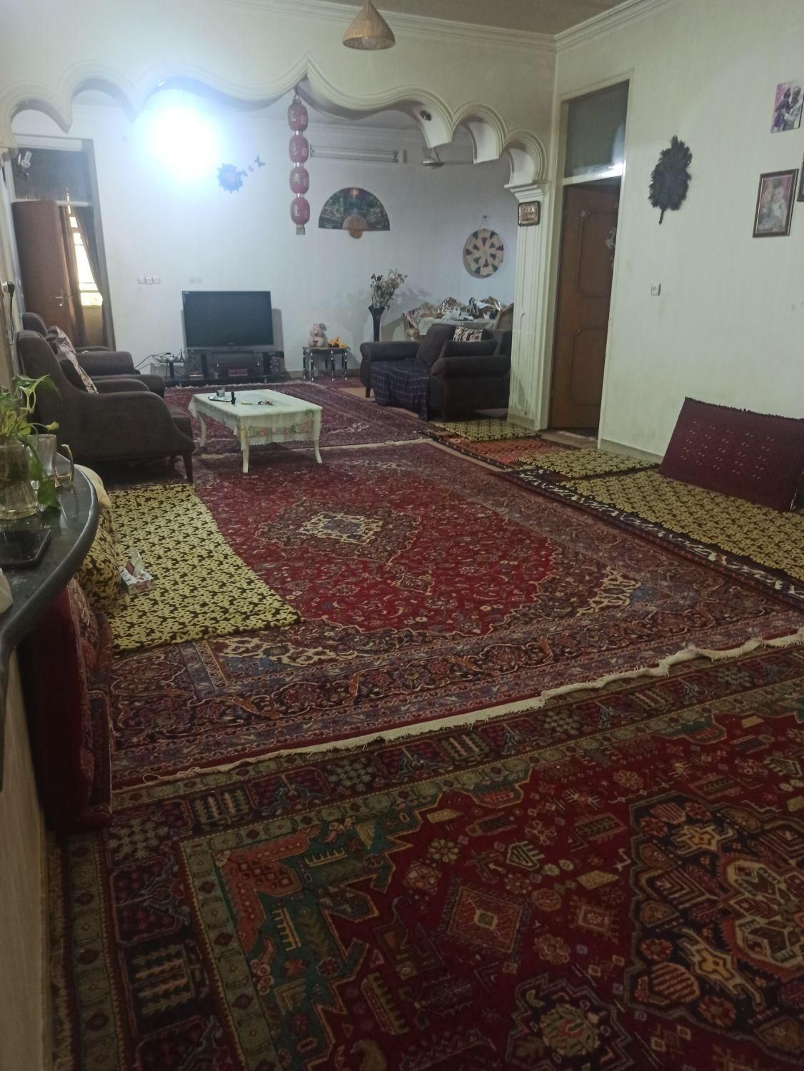 منزل ویلایی بزرگ|فروش خانه و ویلا|آبپخش, |دیوار