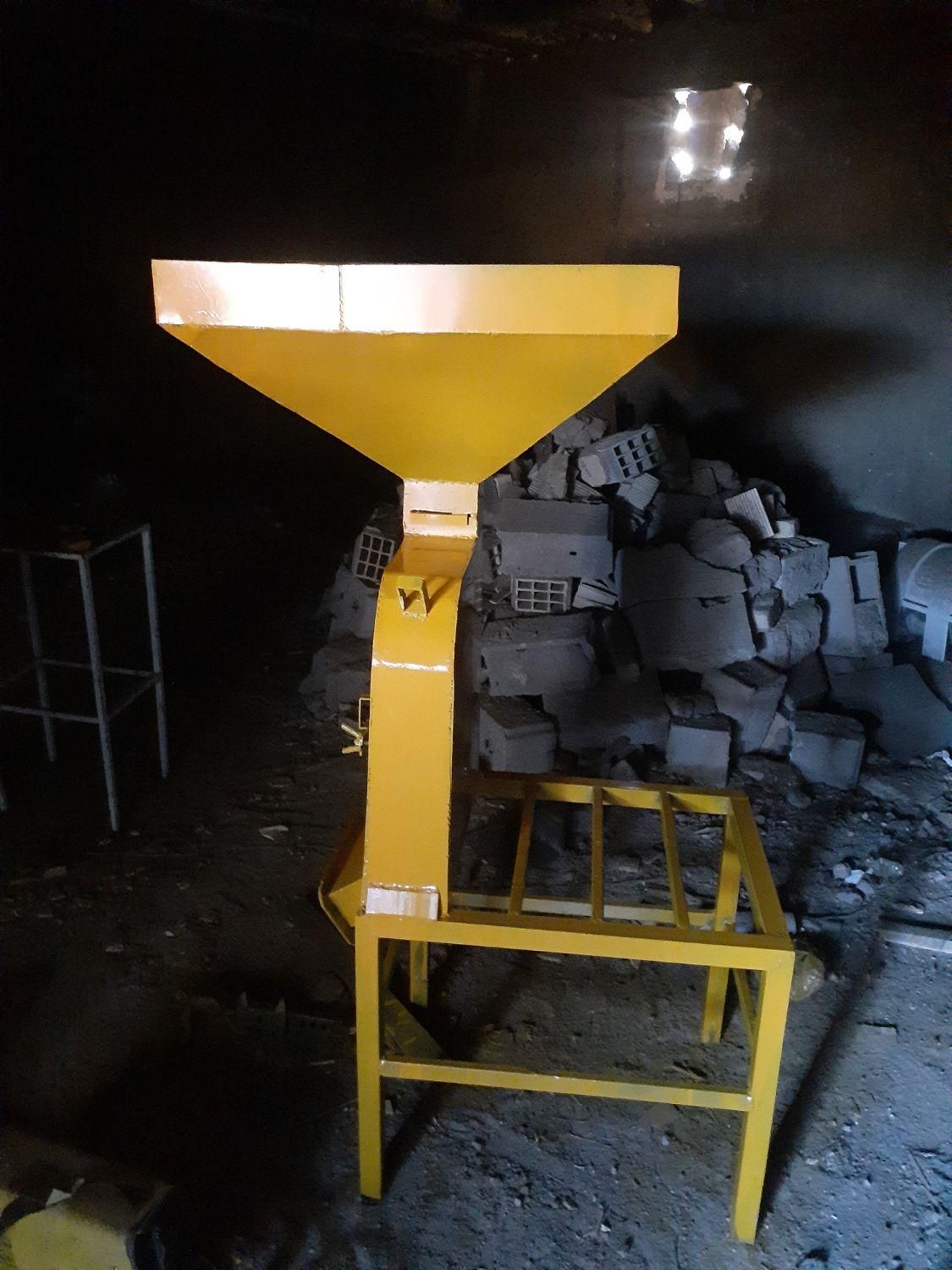 فروش نقدواقساط آسیاب صنعتی ویژه دامداری ومرغداری|خردکن، آسیاب، غذاساز|زنجان, |دیوار