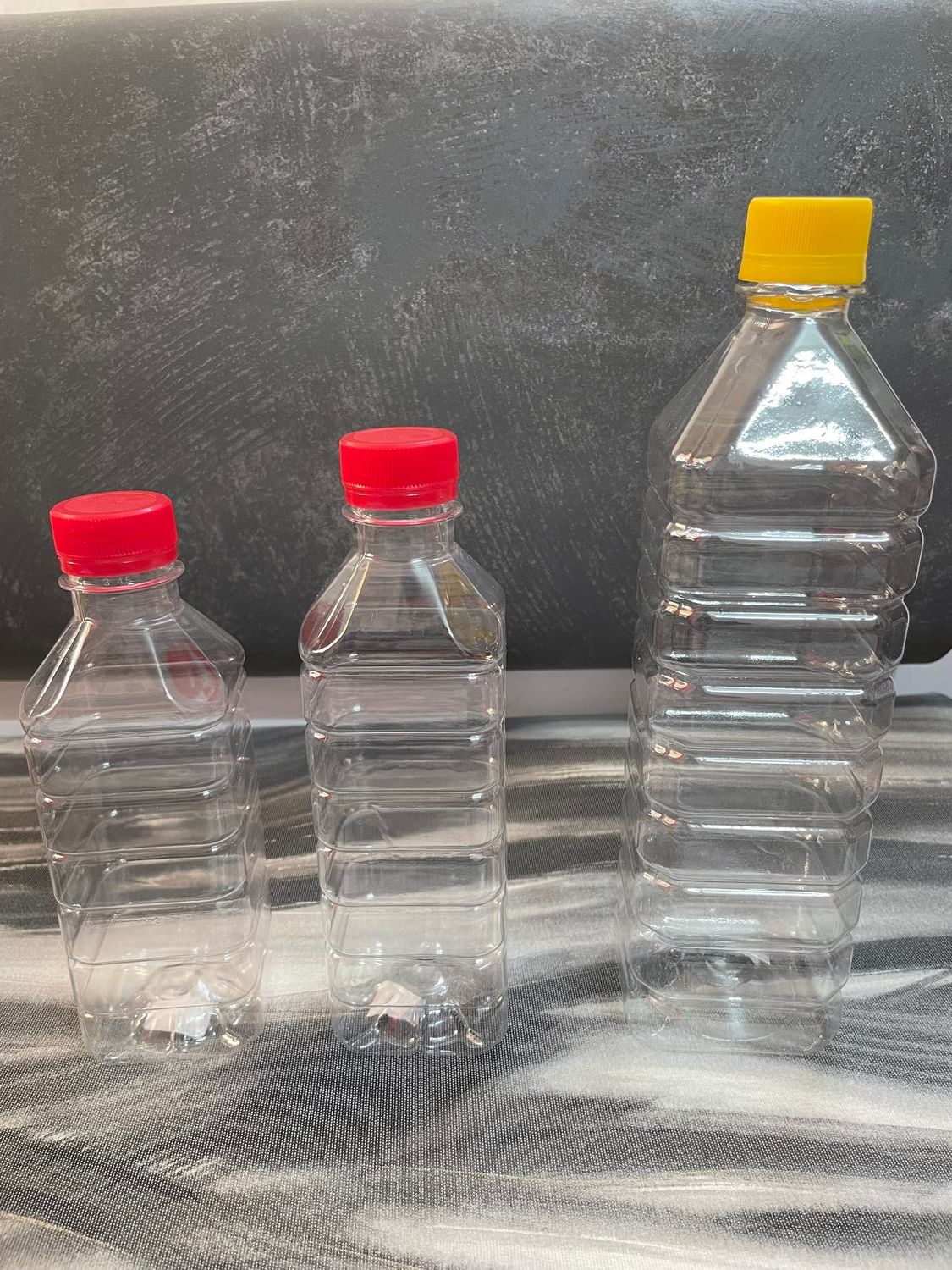 فروش انواع بطری نو|ظروف نگهدارنده، پلاستیکی، یک‌بارمصرف|رشت, نیروی دریایی|دیوار