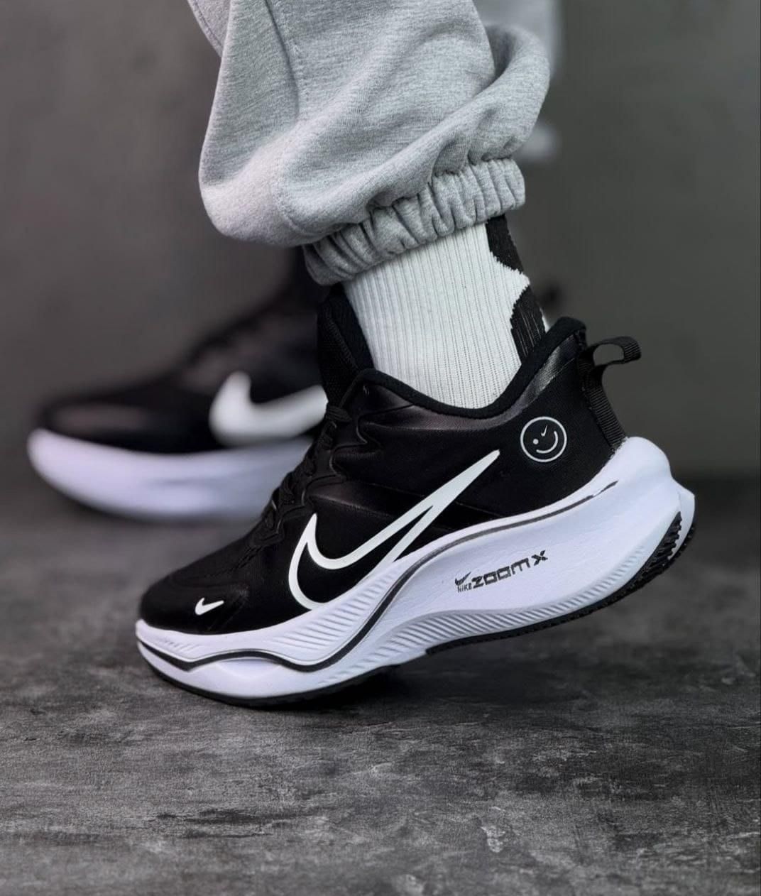 کفش نایک طرح لبخند|کیف، کفش، کمربند|مشهد, عسگریه|دیوار