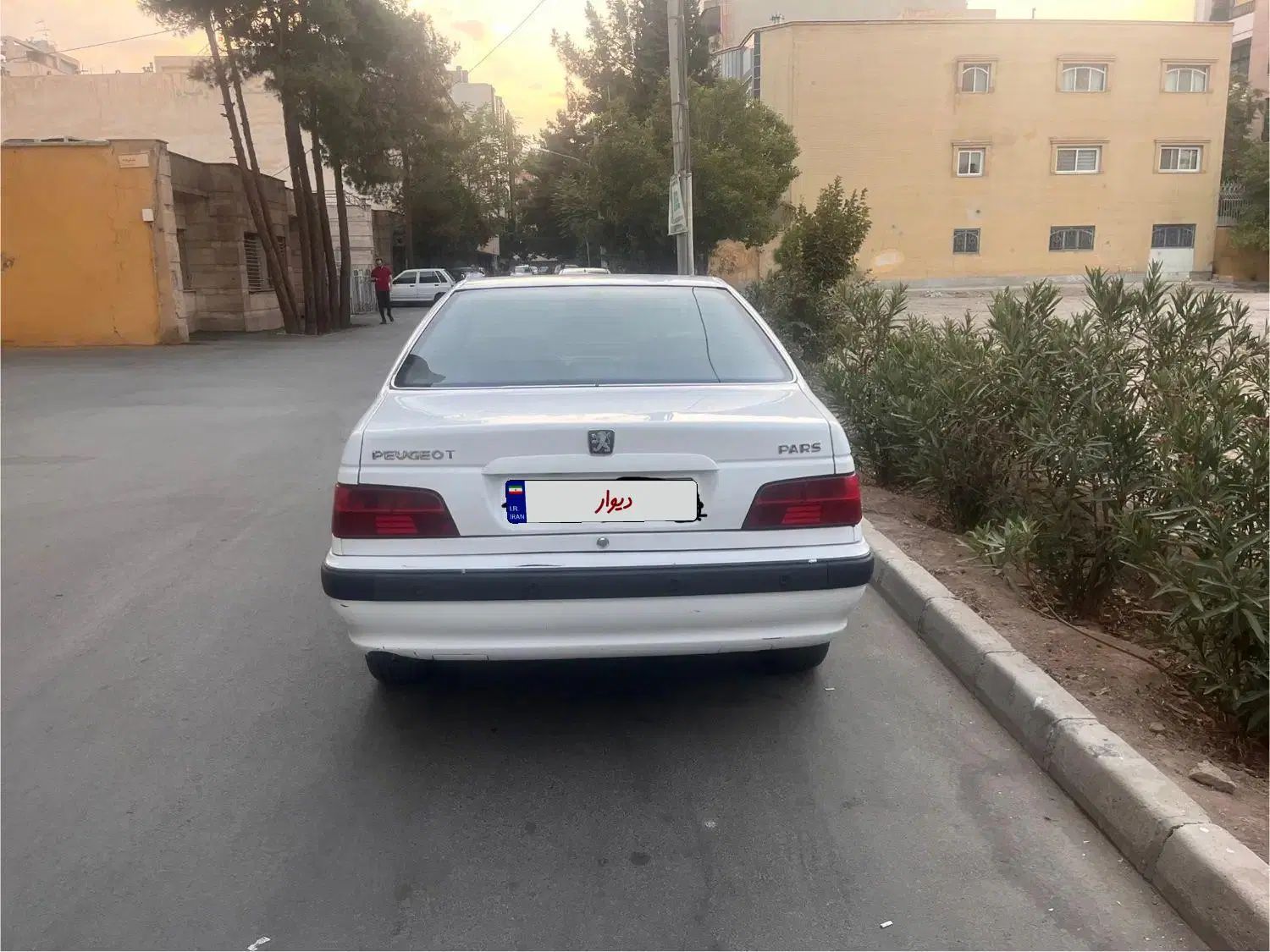 پارس سال ۹۴ مدارک تکمیل آماده انتقال|خودرو سواری و وانت|اصفهان, بهارستان (مخابرات)|دیوار